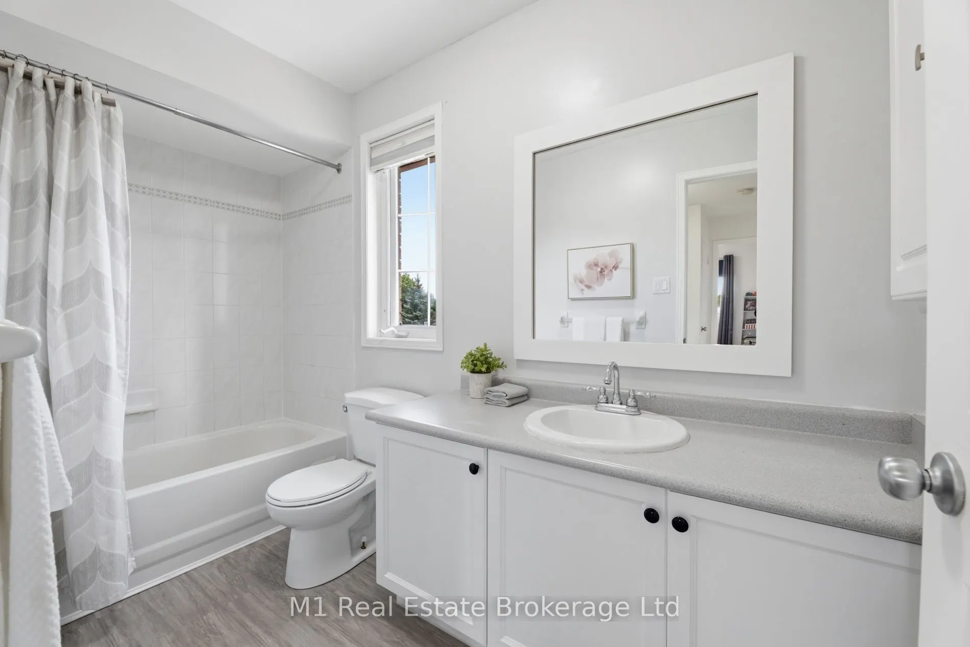 308 Daniel Crescent