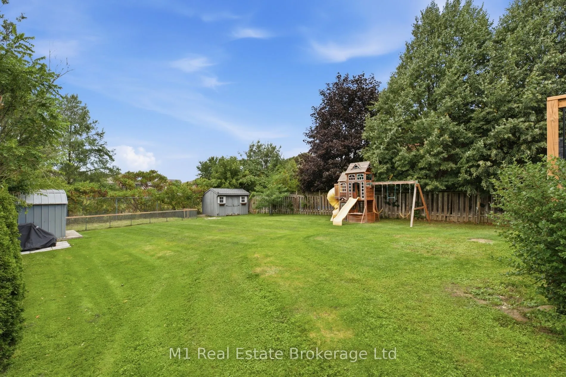 308 Daniel Crescent