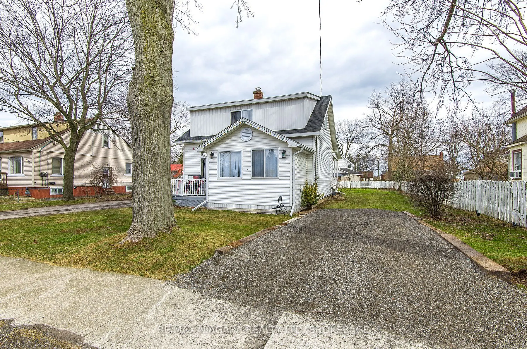 255 Mellanby Avenue