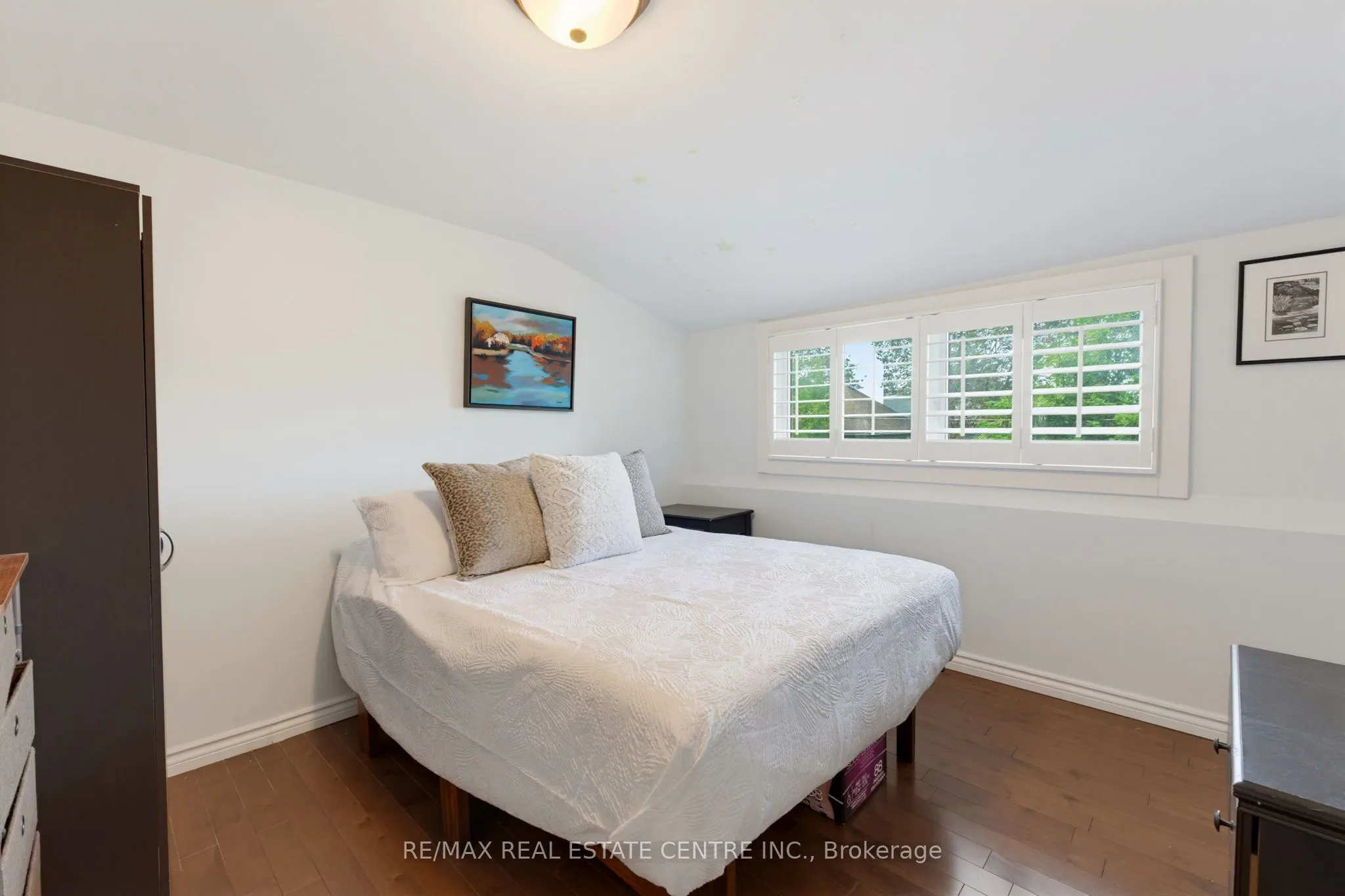 15 First Street S