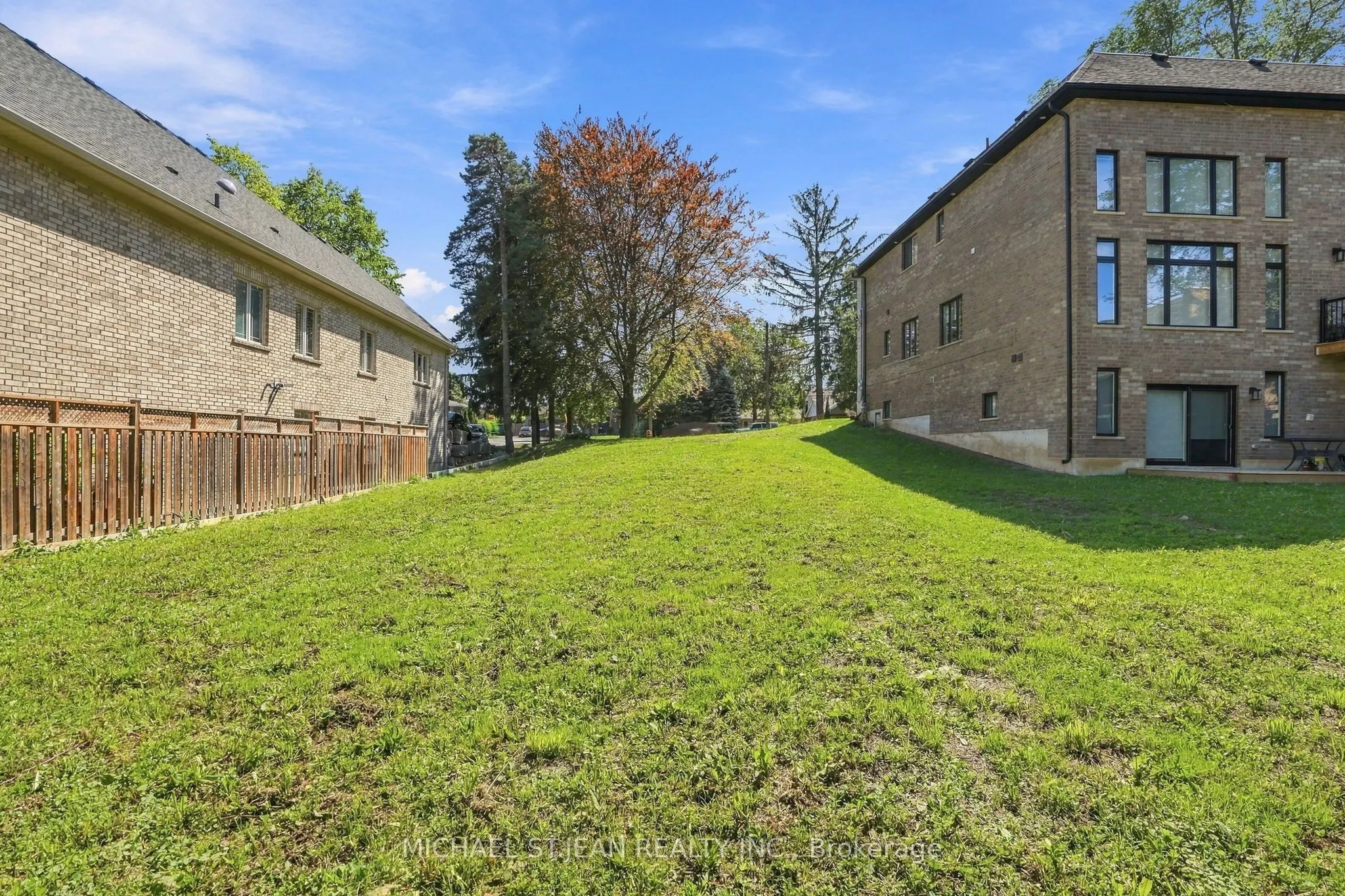 657 Mohawk Road