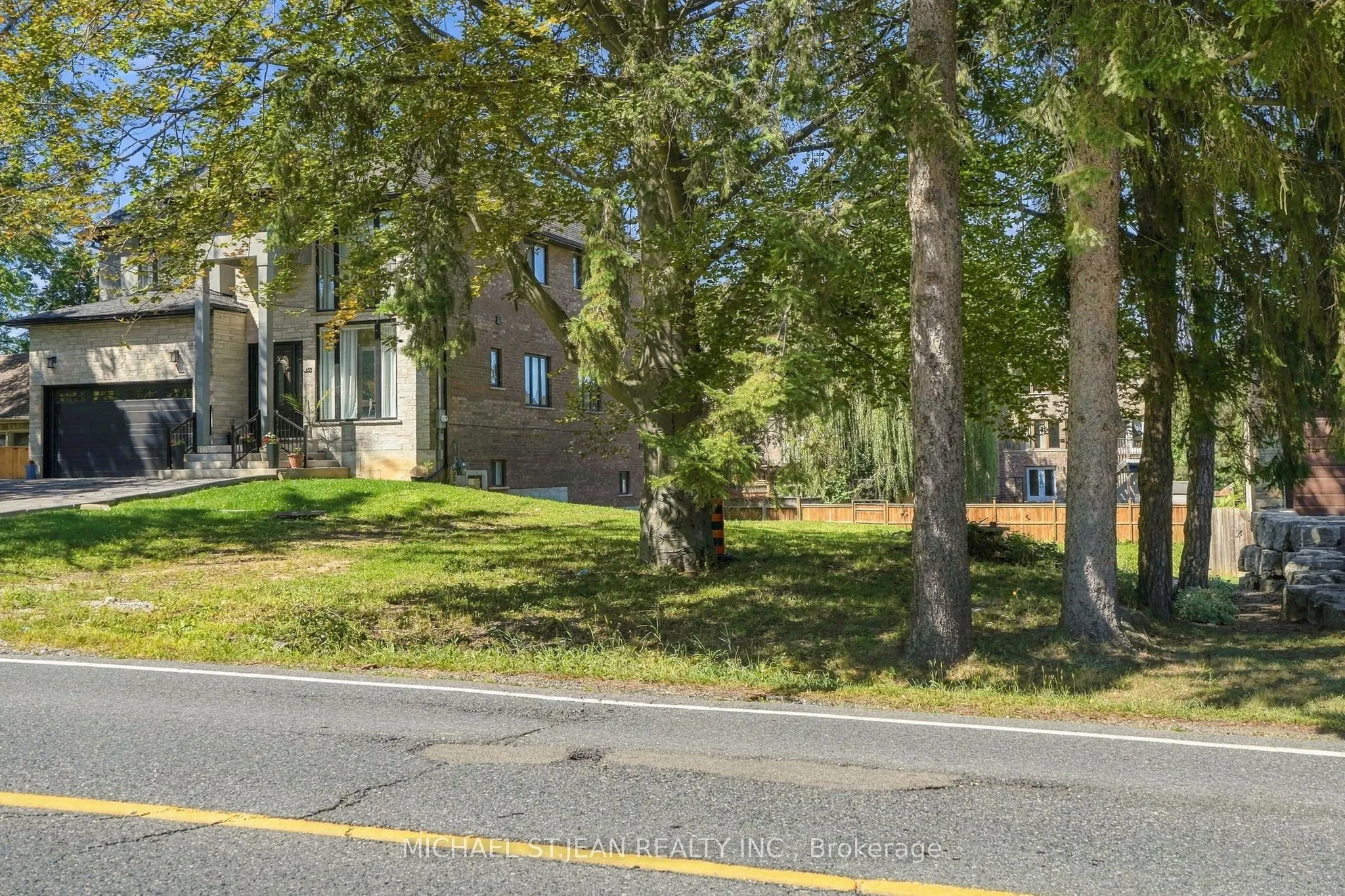 657 Mohawk Road