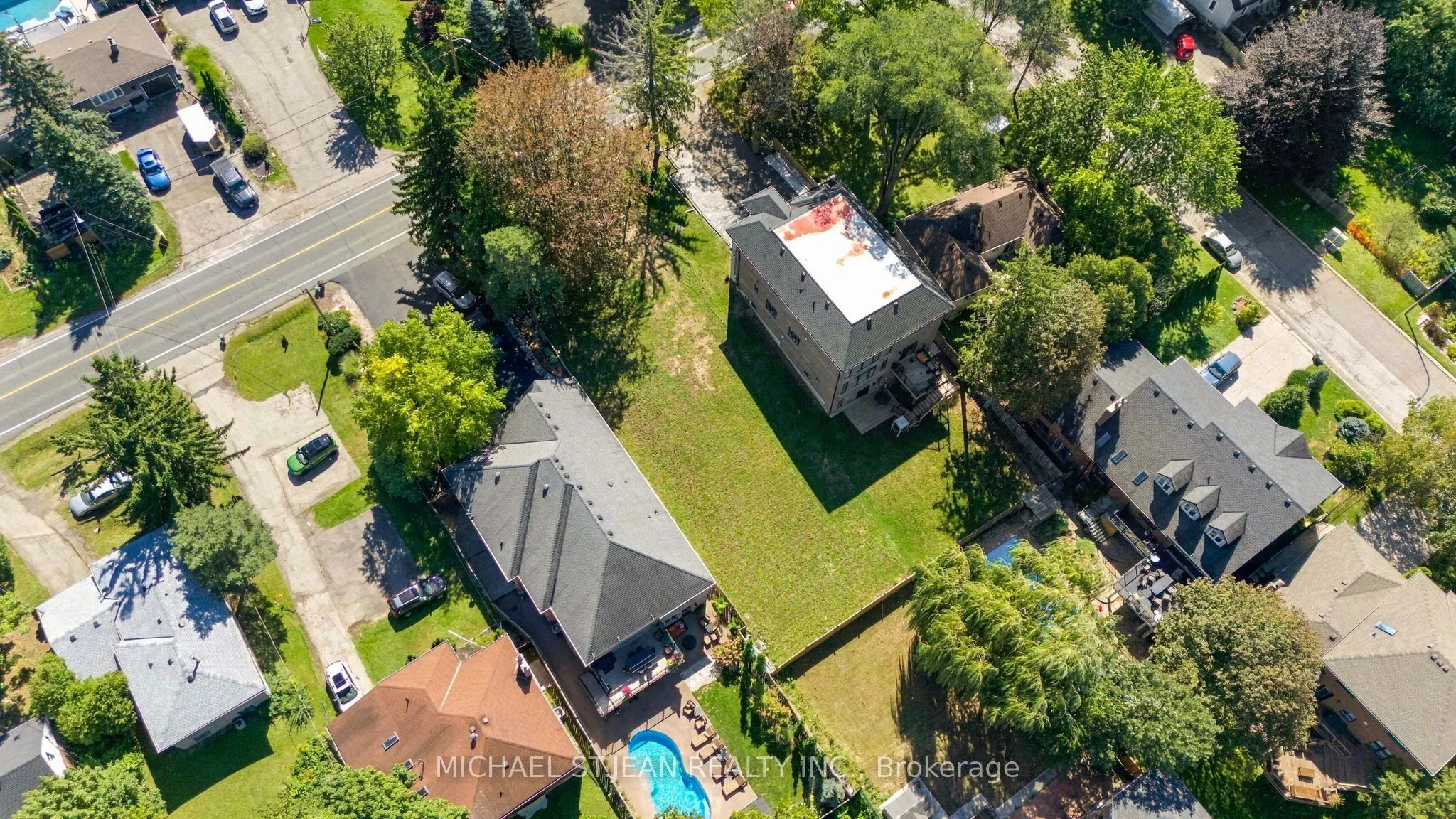657 Mohawk Road