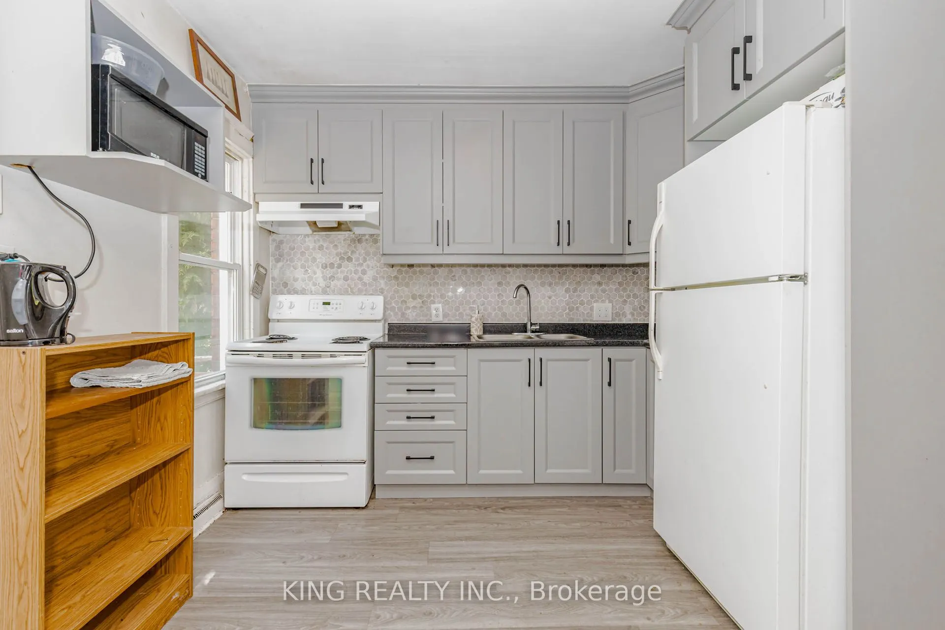 1177 King Street W