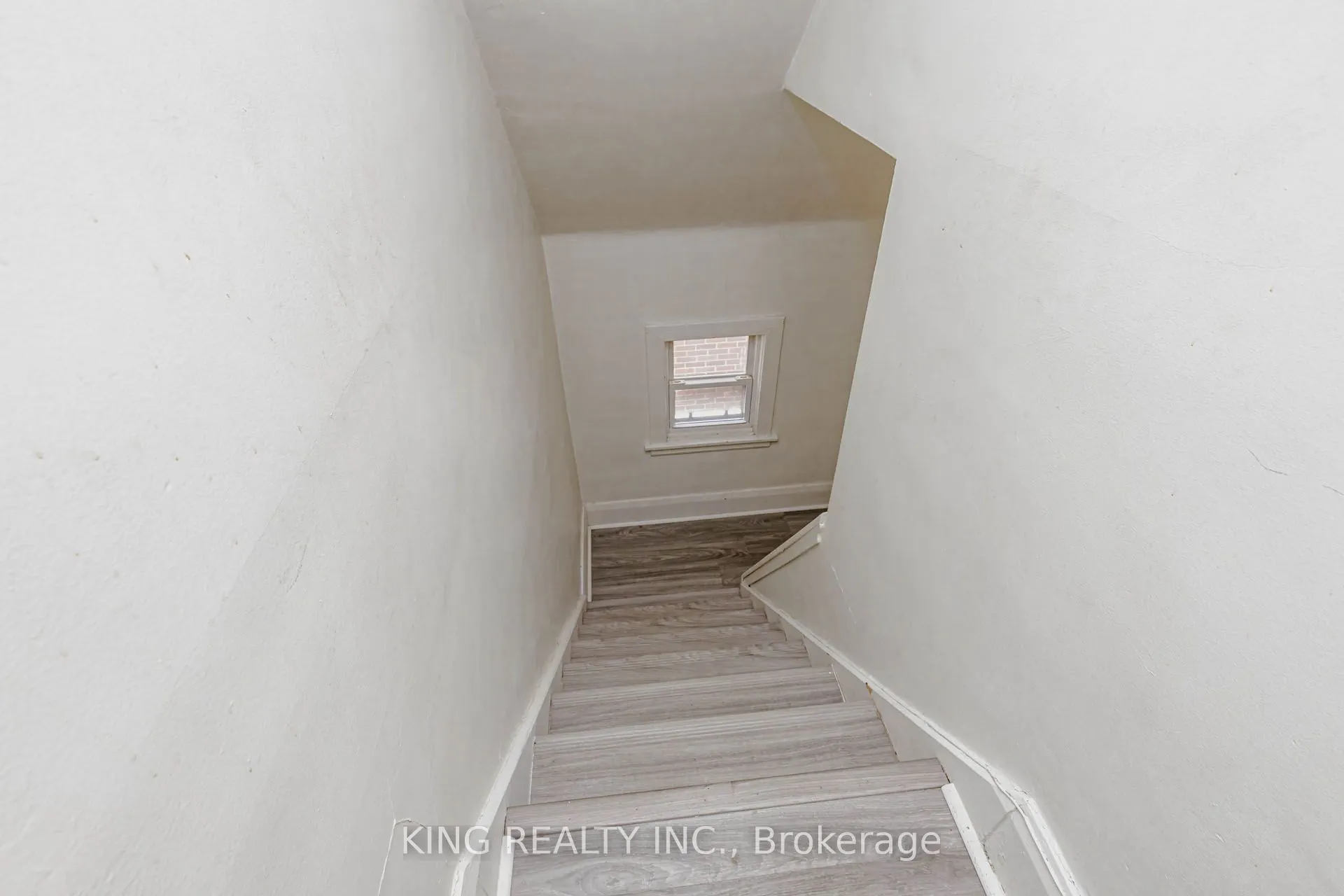 1177 King Street W