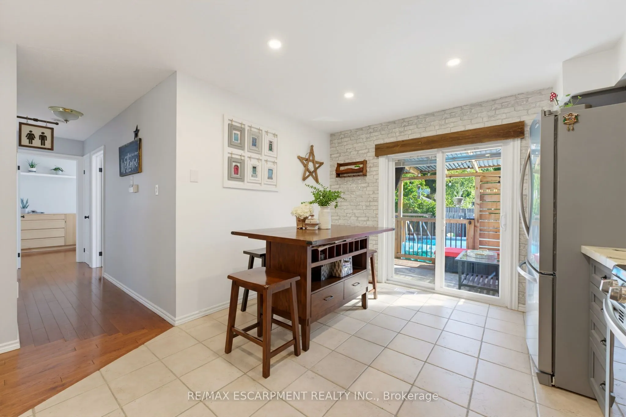 6 Stuart Street