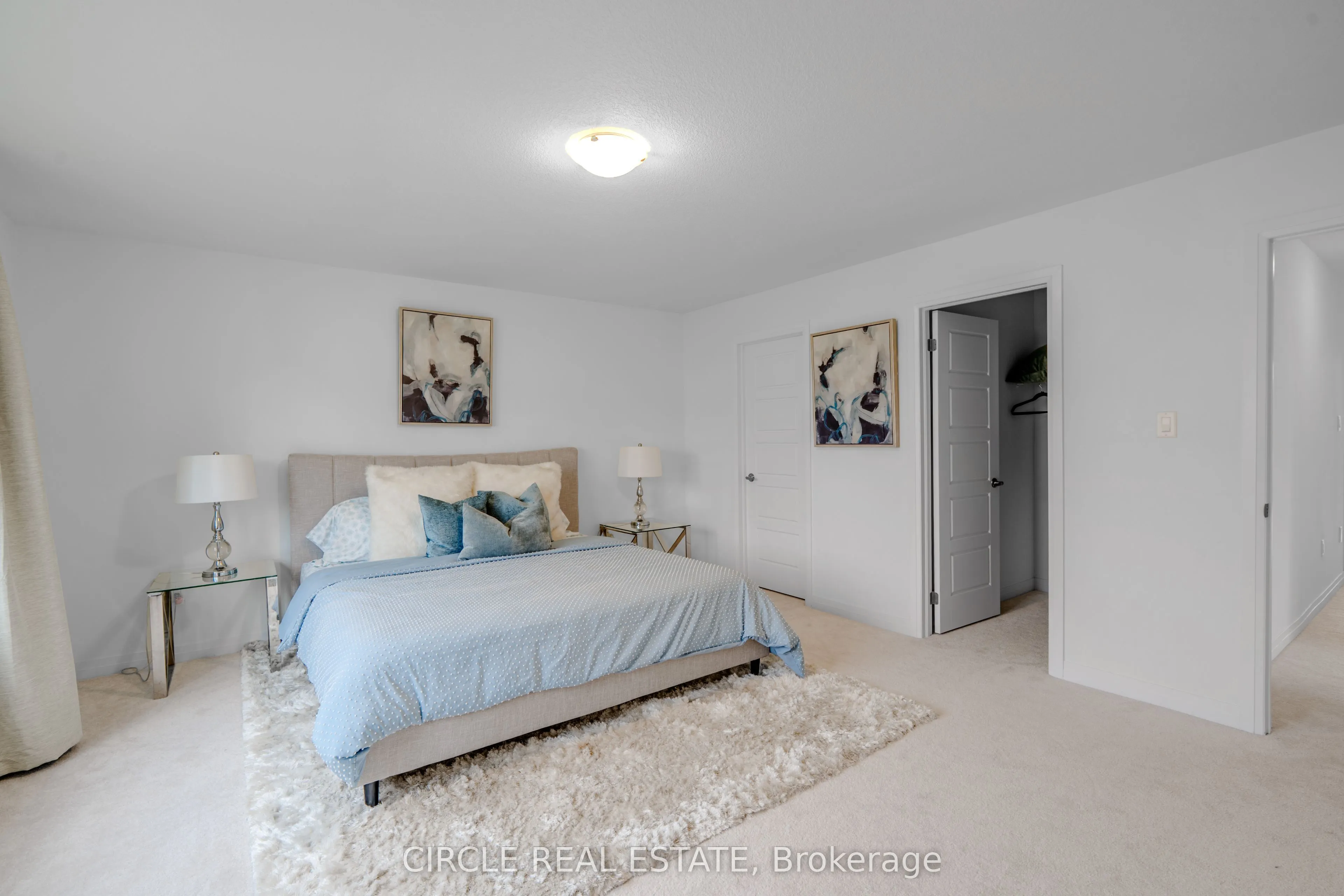 30 Heritage Way