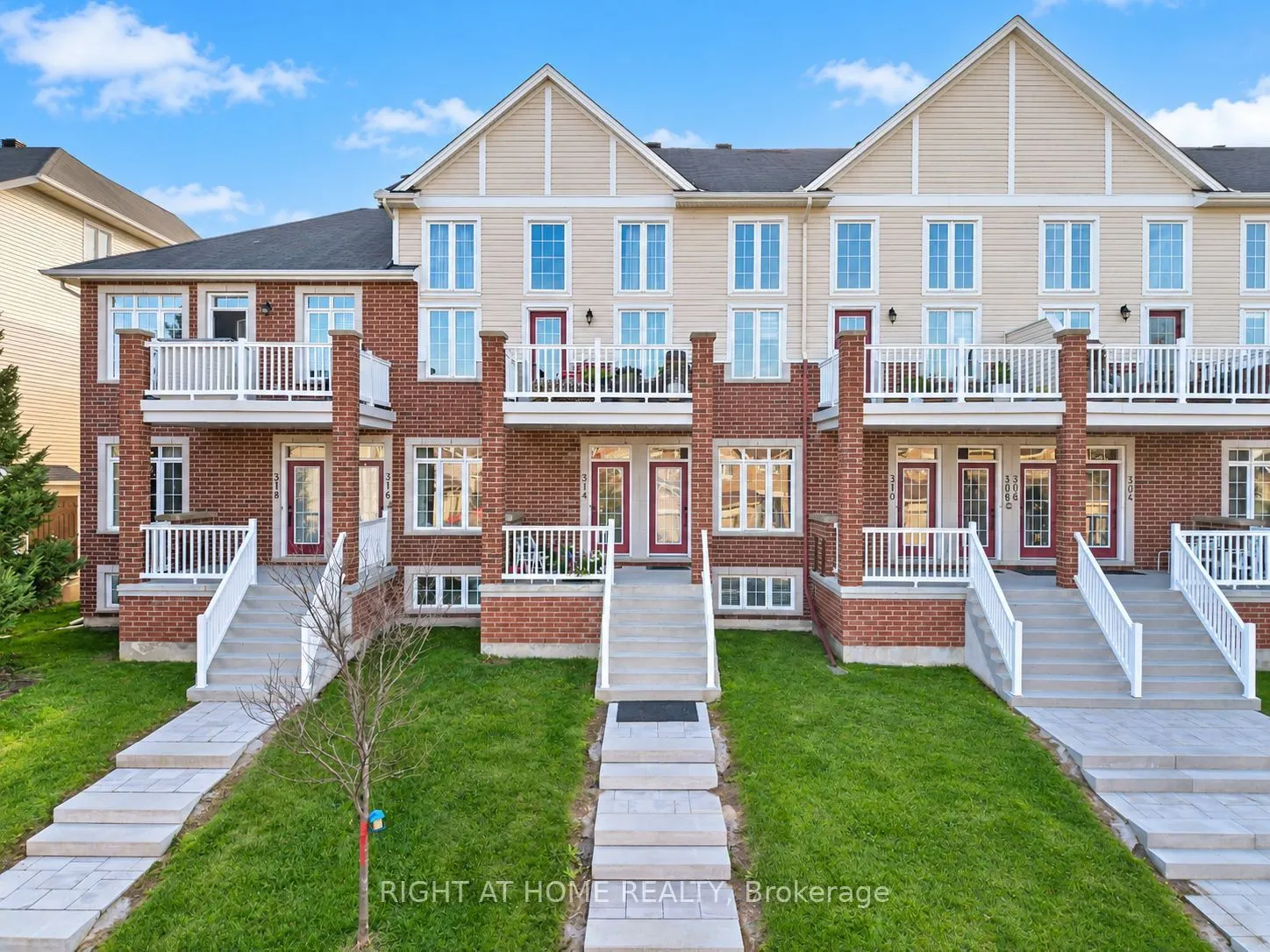314 Royal Fern Way #8