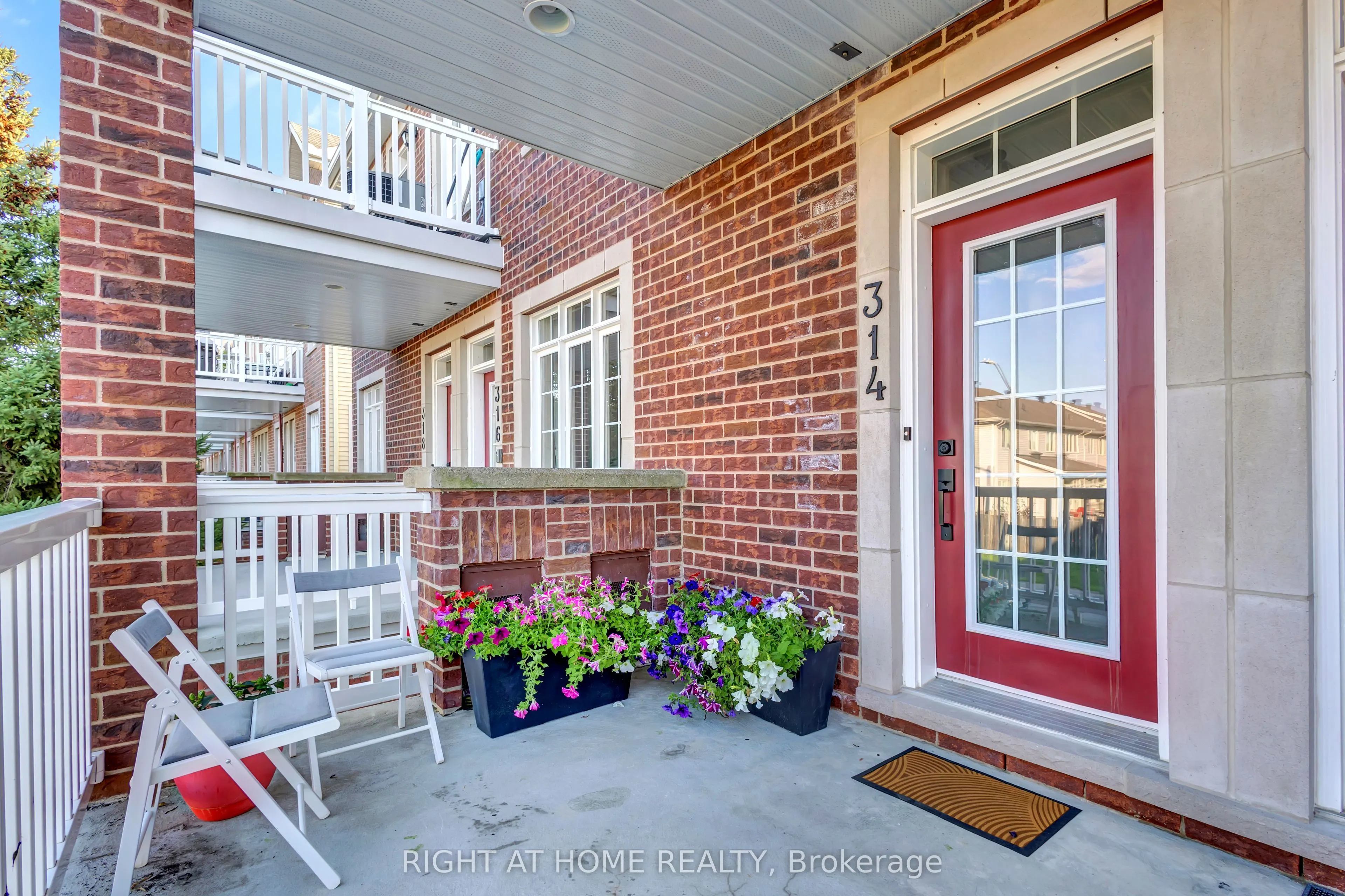 314 Royal Fern Way #8