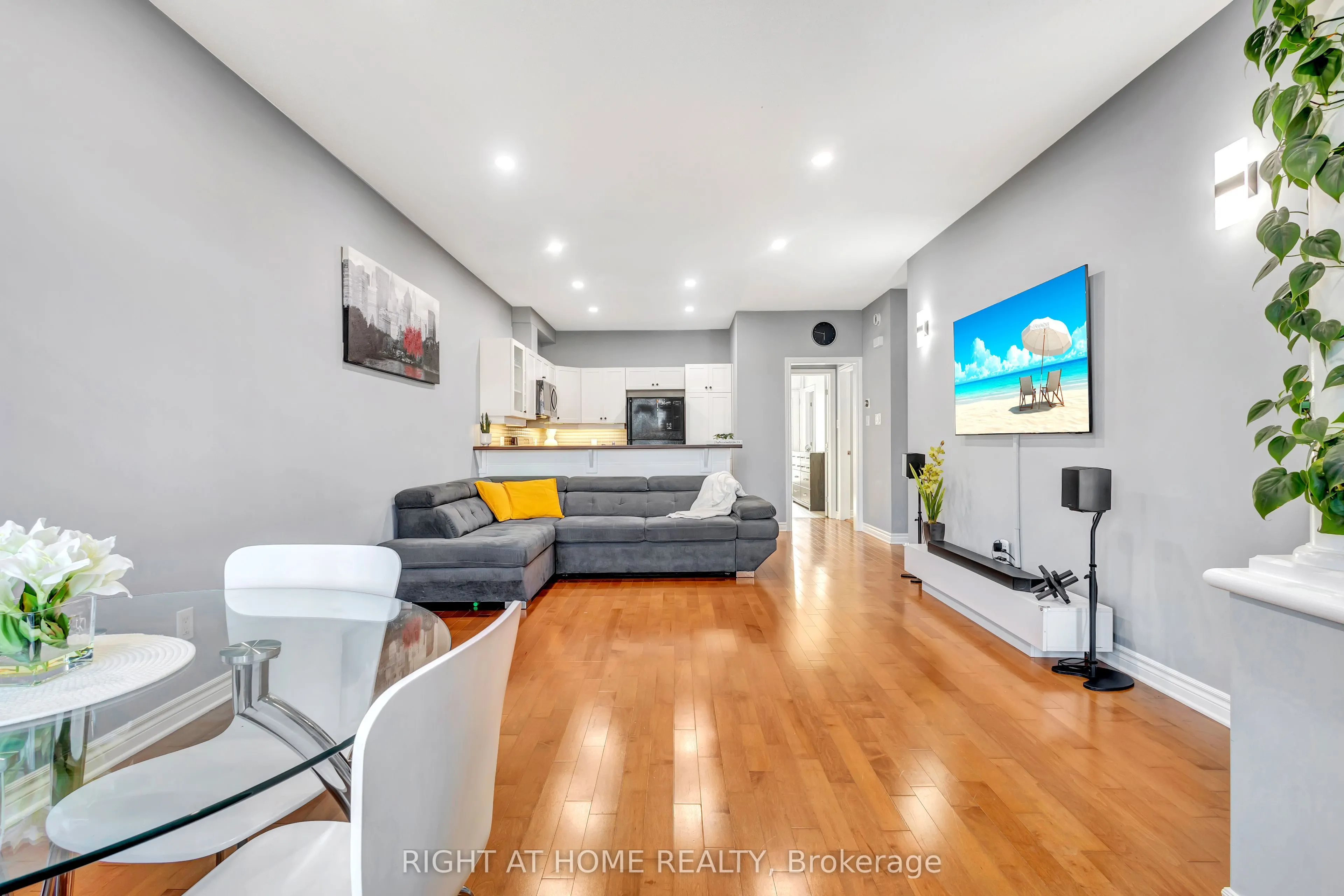 314 Royal Fern Way #8