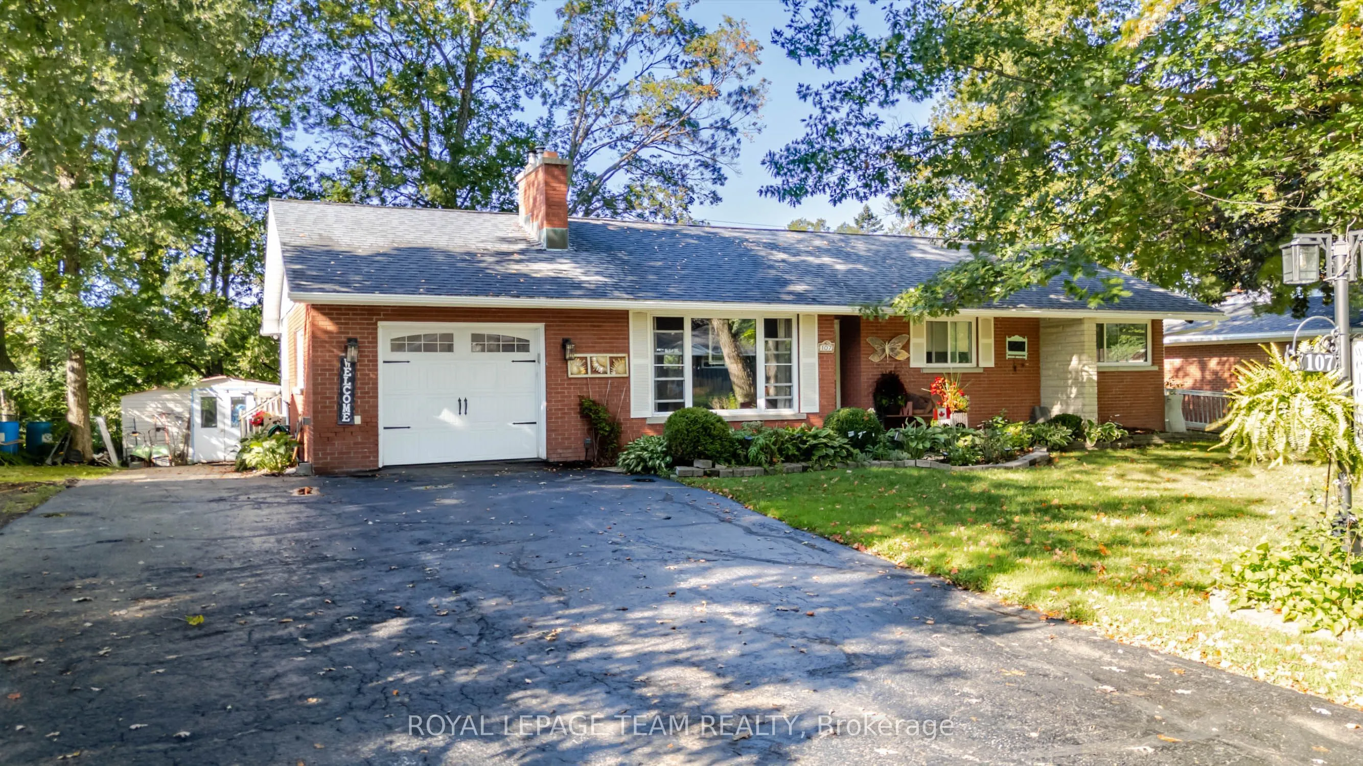 107 Peacock Crescent