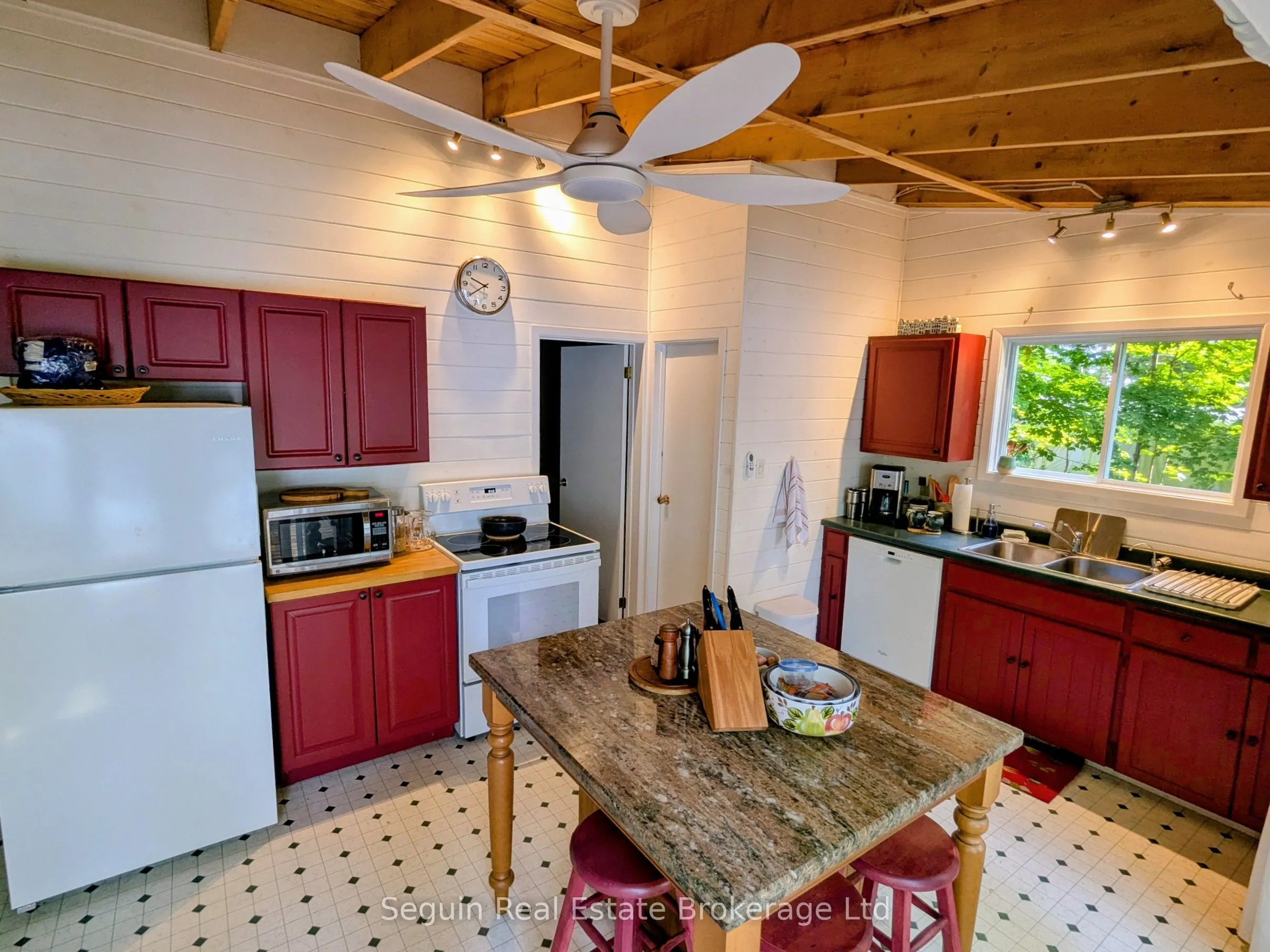 47 Deerfield Road