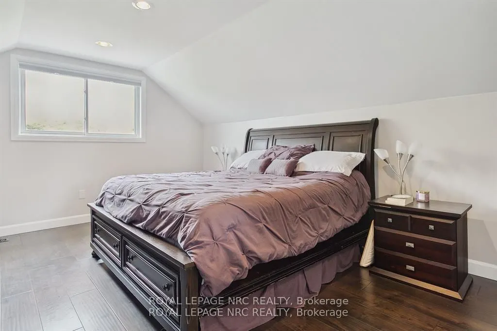 5240 Marcel Crescent