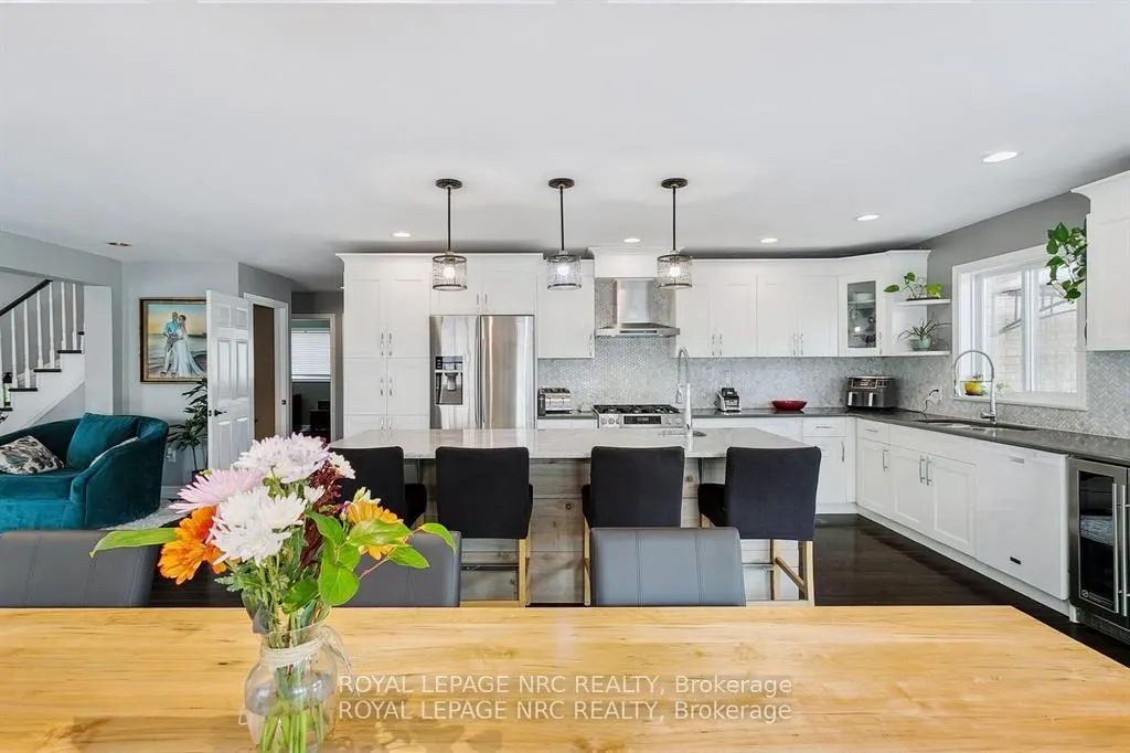 5240 Marcel Crescent