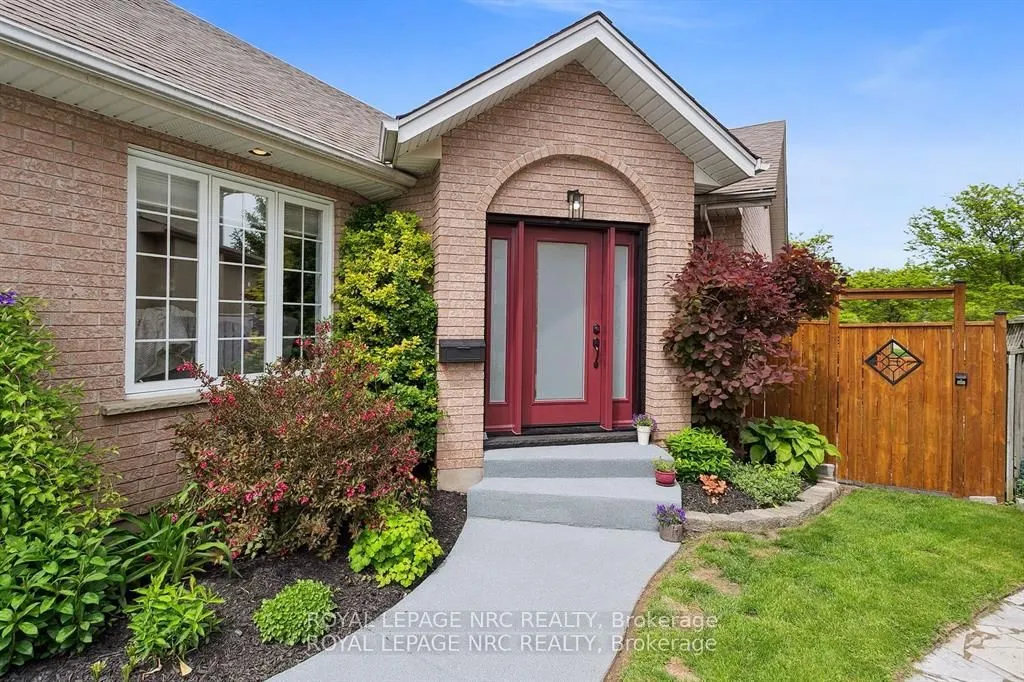 5240 Marcel Crescent