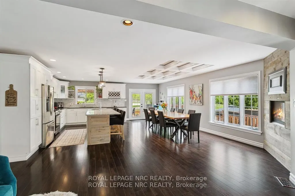 5240 Marcel Crescent