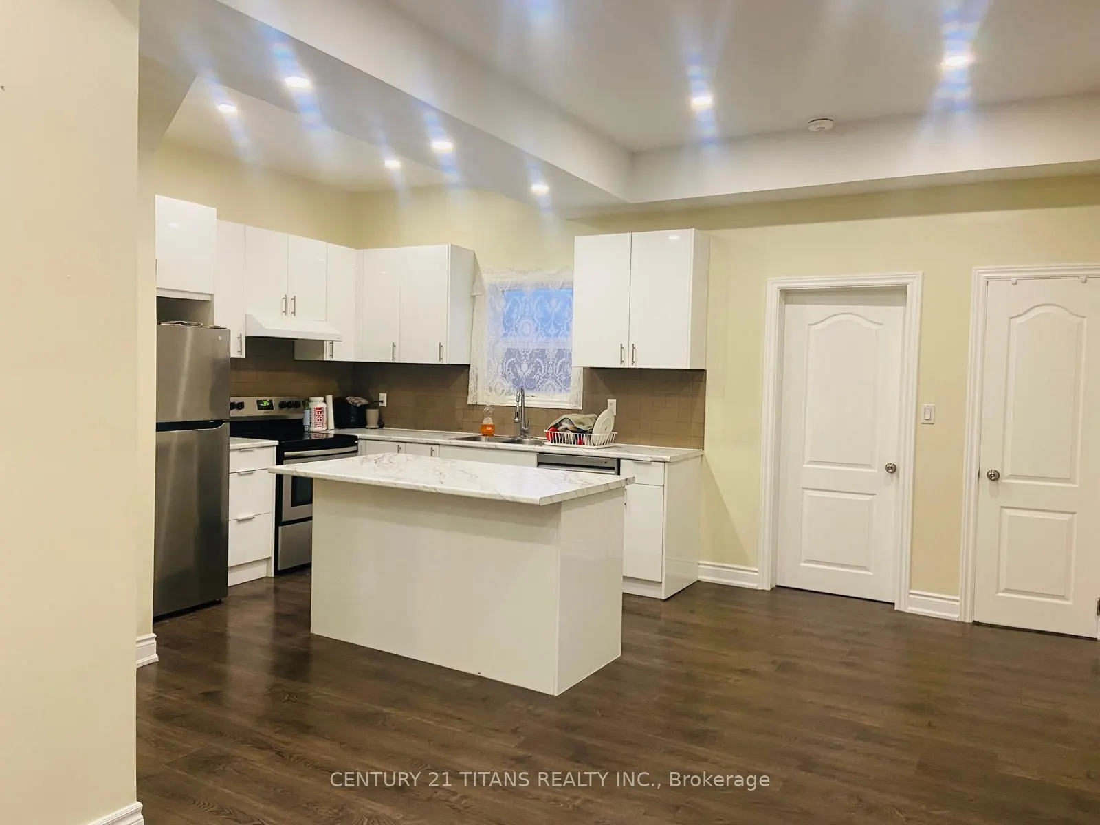 5 Poplar Street