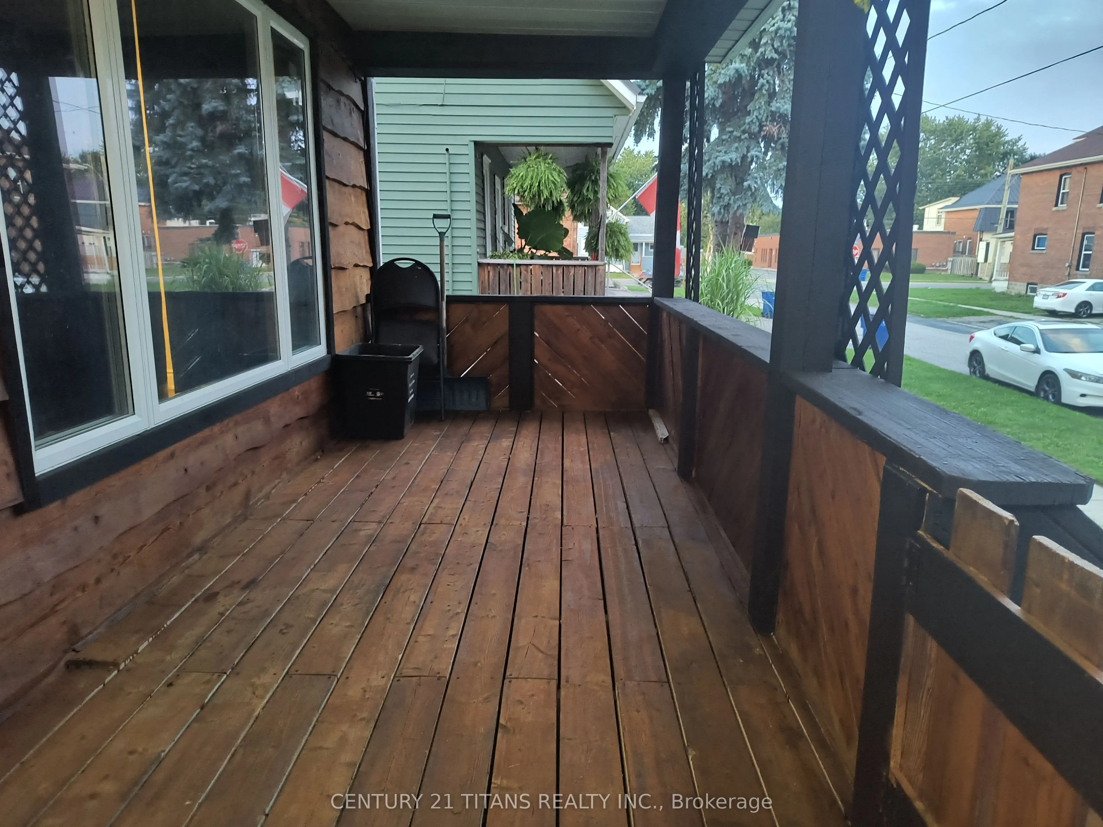 5 Poplar Street