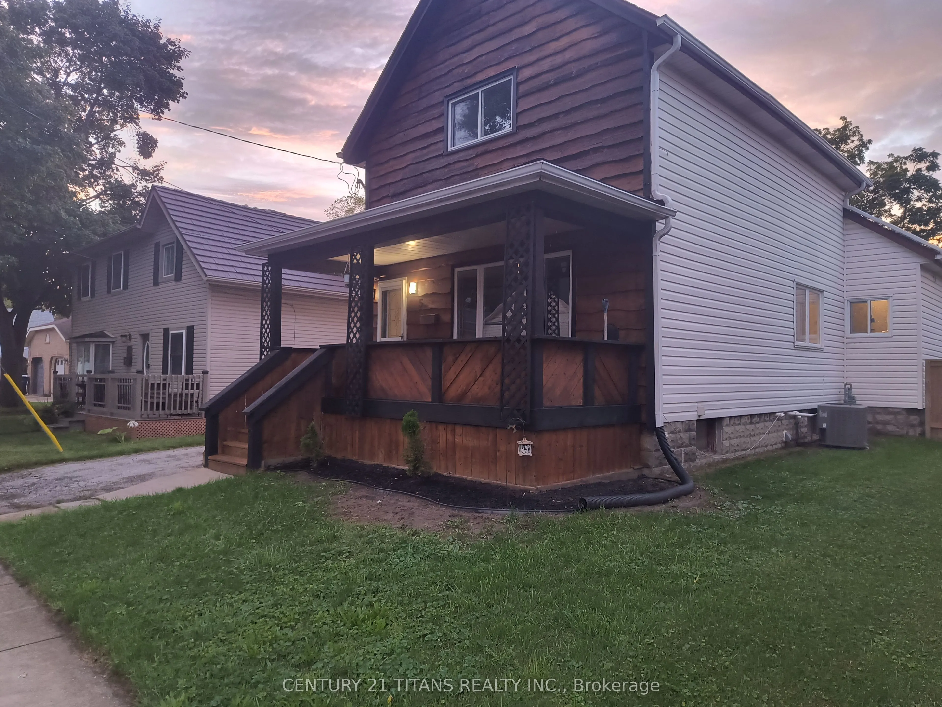 5 Poplar Street