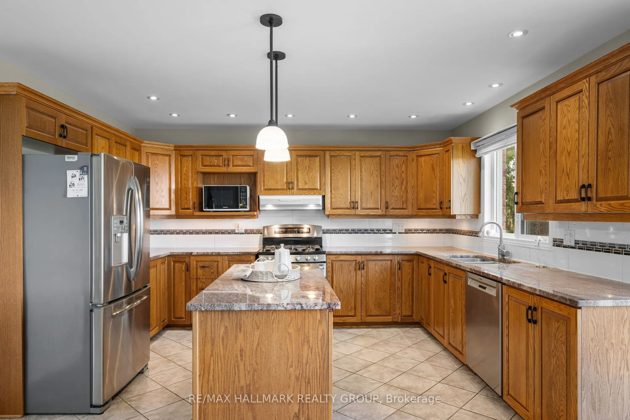 1381 Montresor Way
