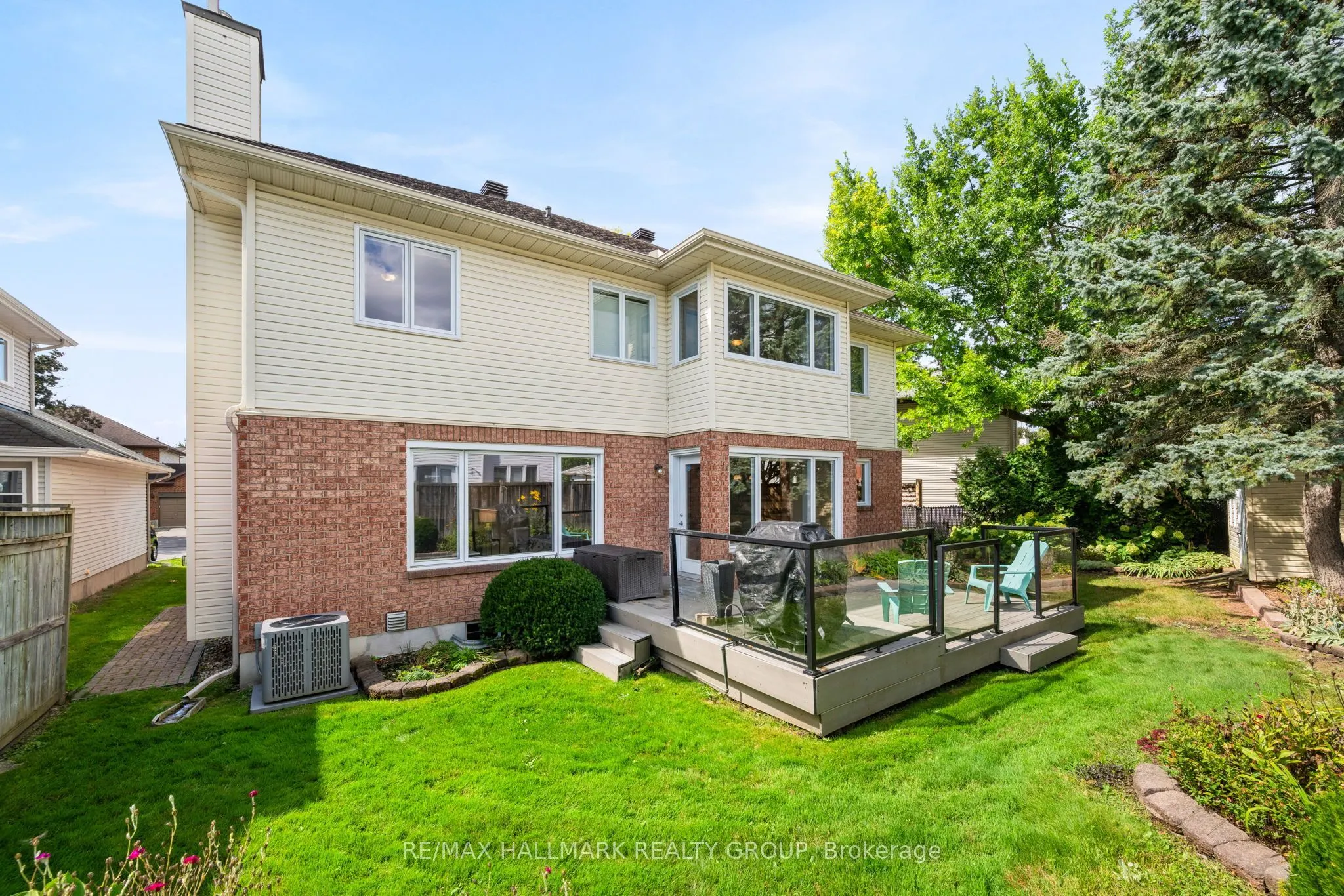 1381 Montresor Way