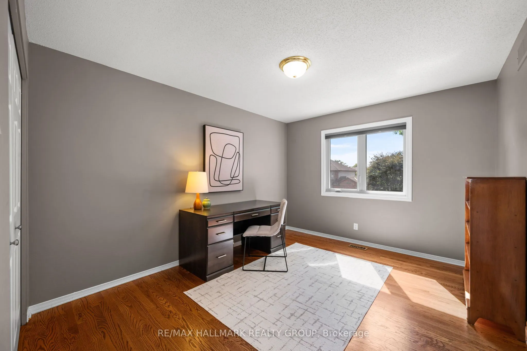 1381 Montresor Way