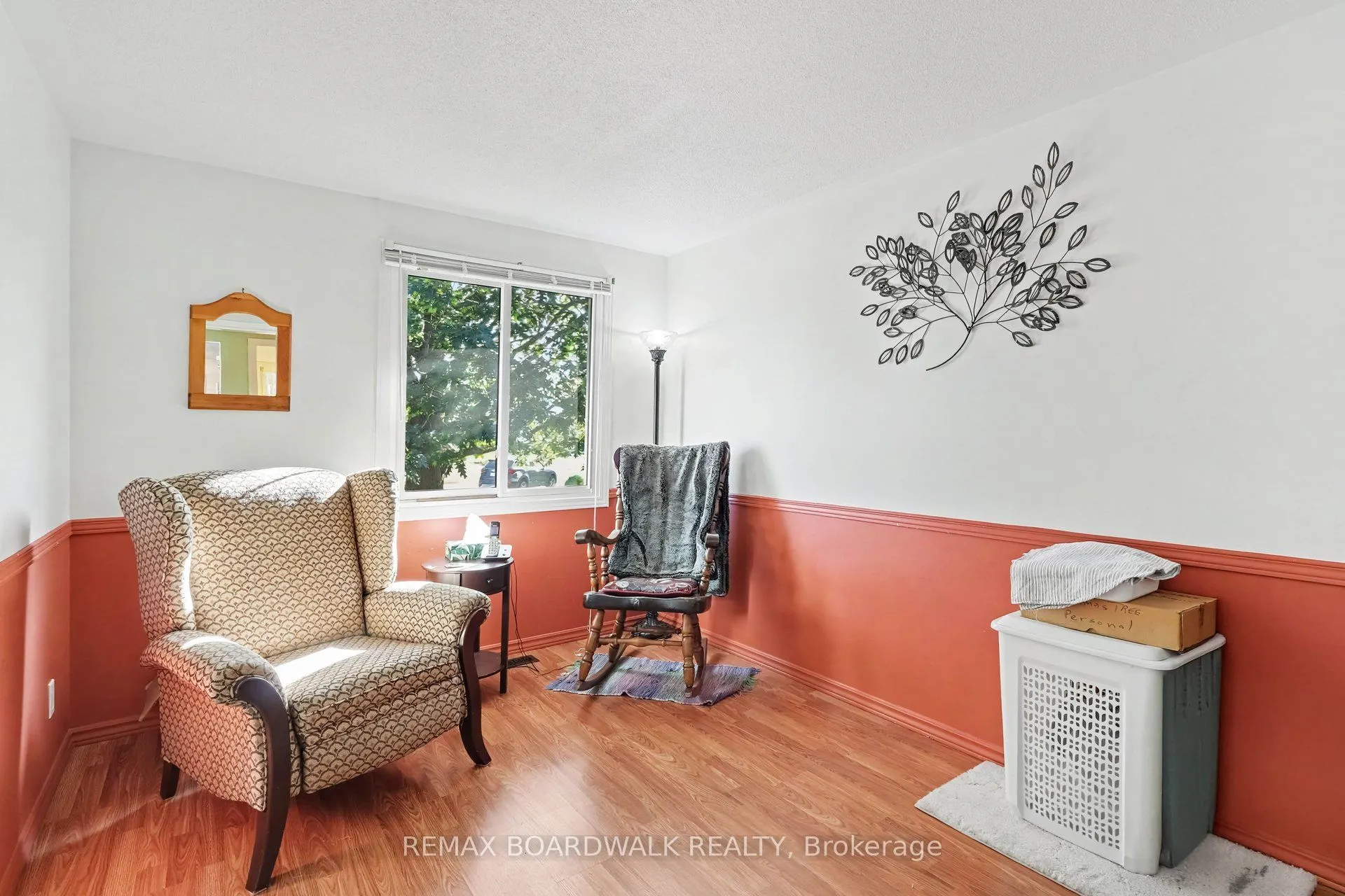 389 Hatfield Crescent