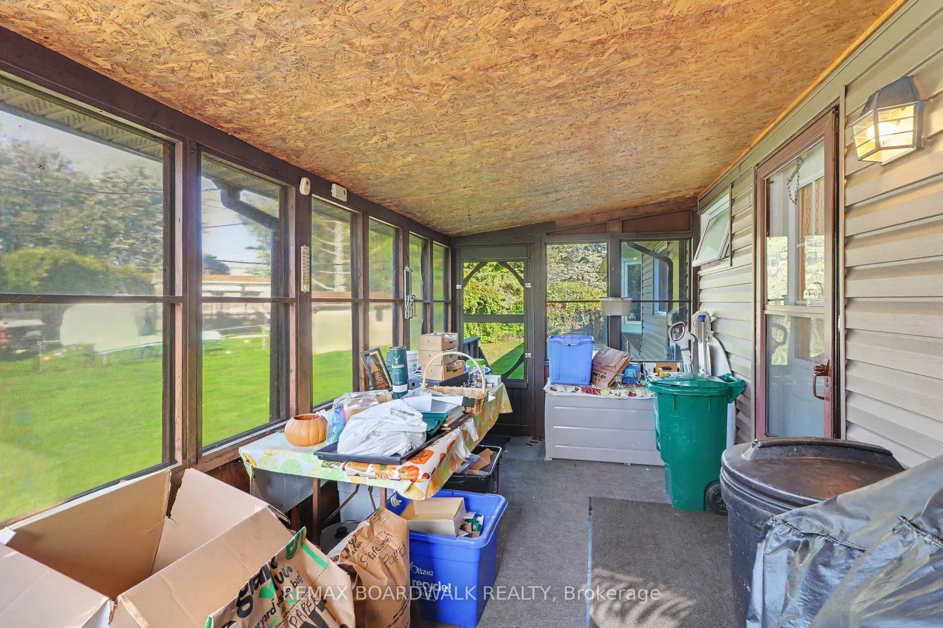 389 Hatfield Crescent