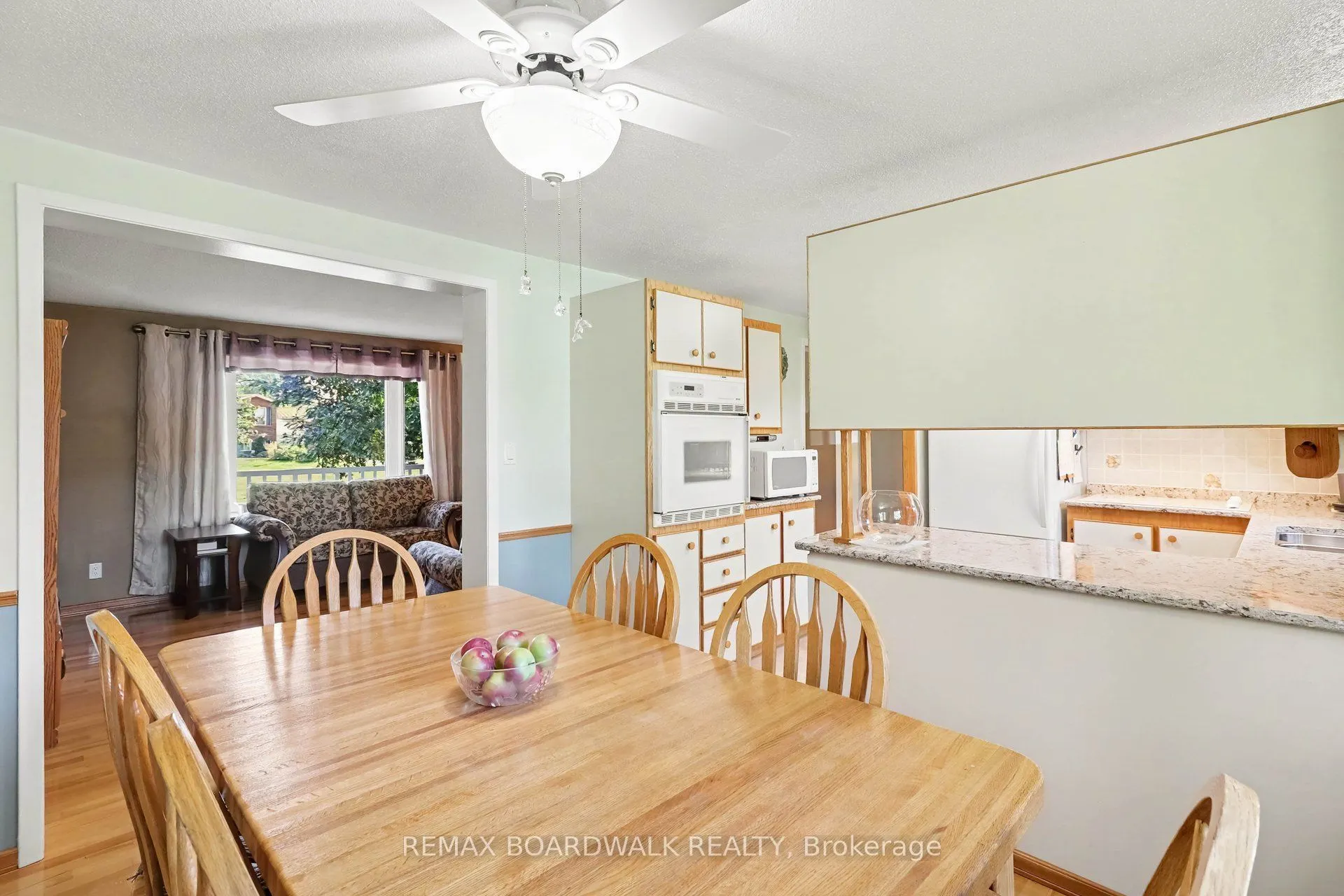 389 Hatfield Crescent