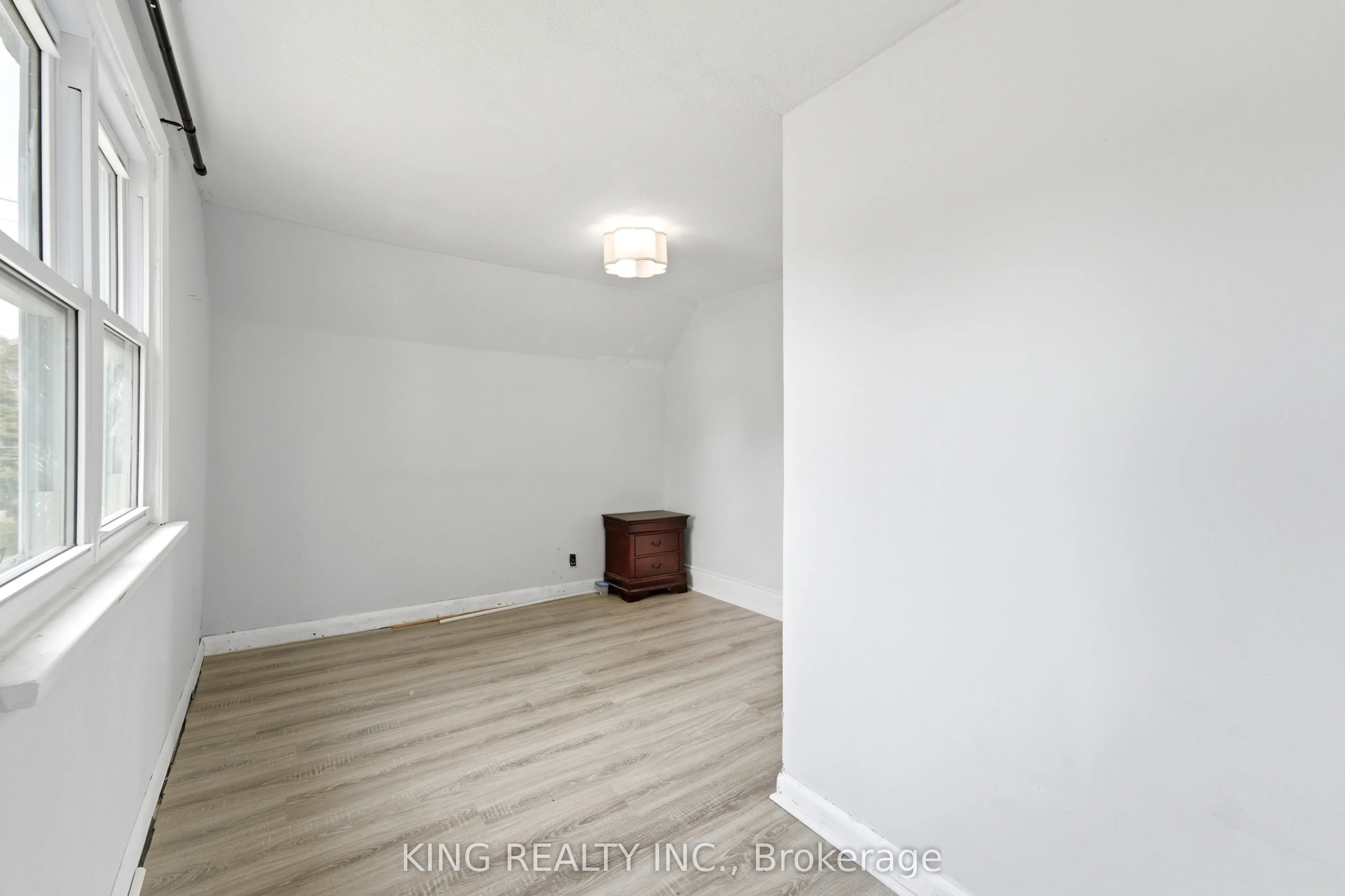 75 Tollgate Road
