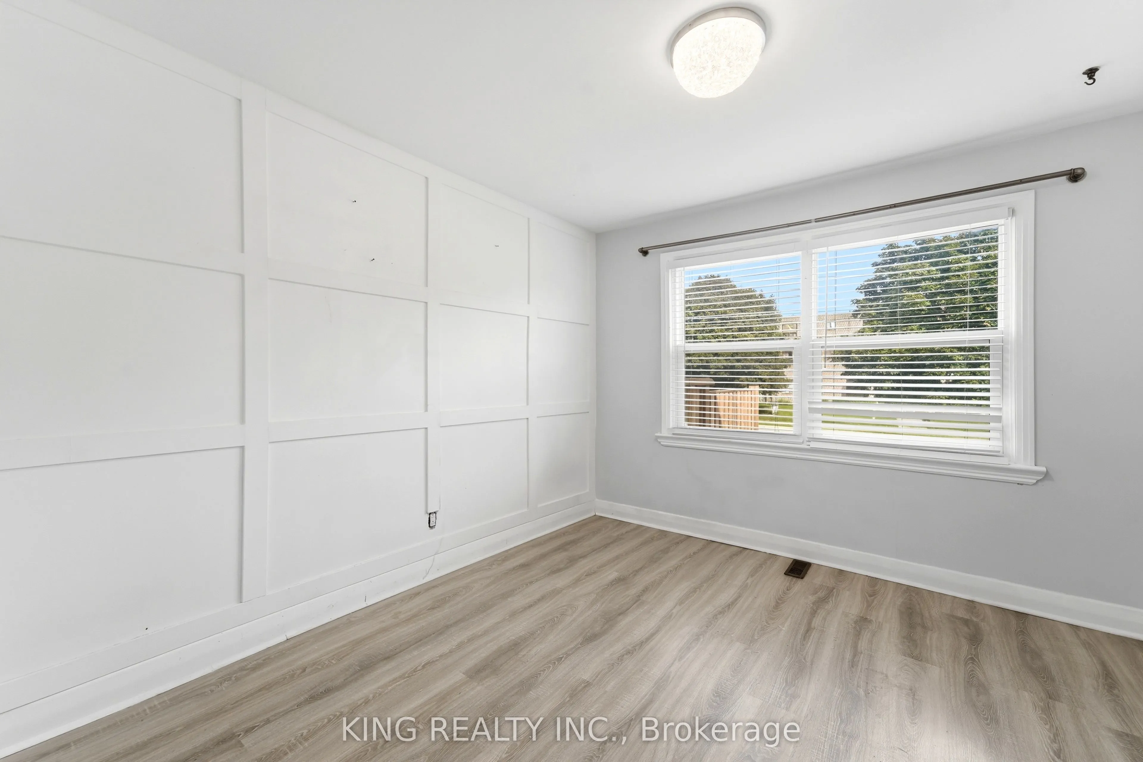 75 Tollgate Road