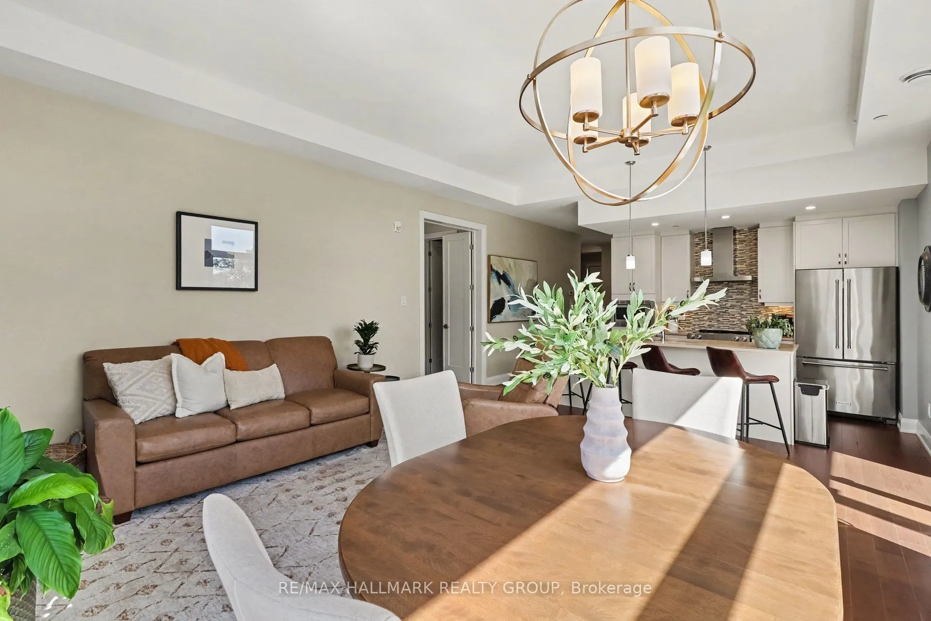 110 Cortile Private #202