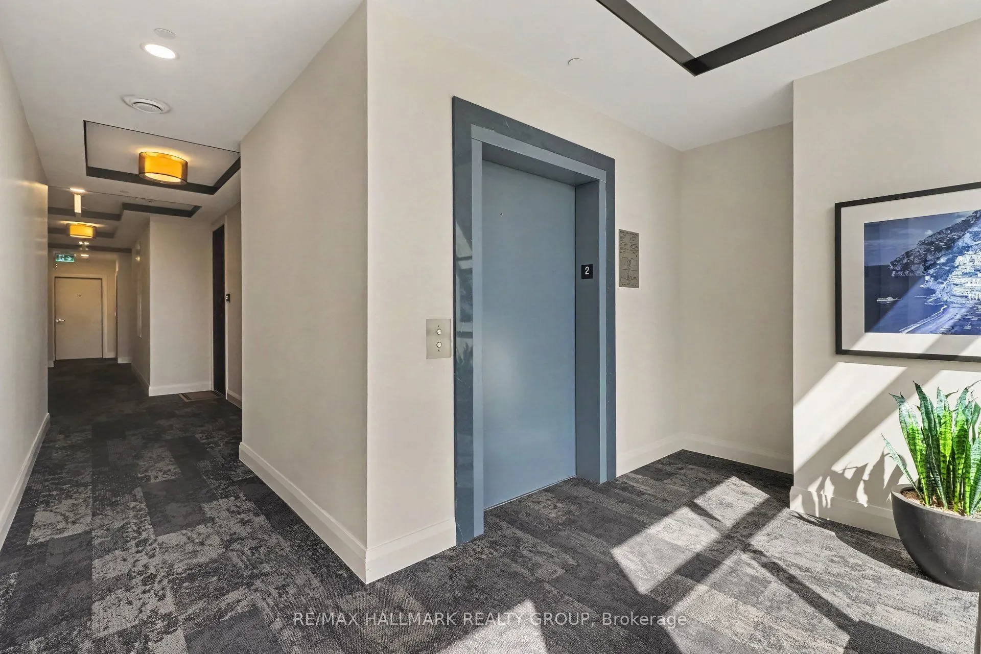 110 Cortile Private #202