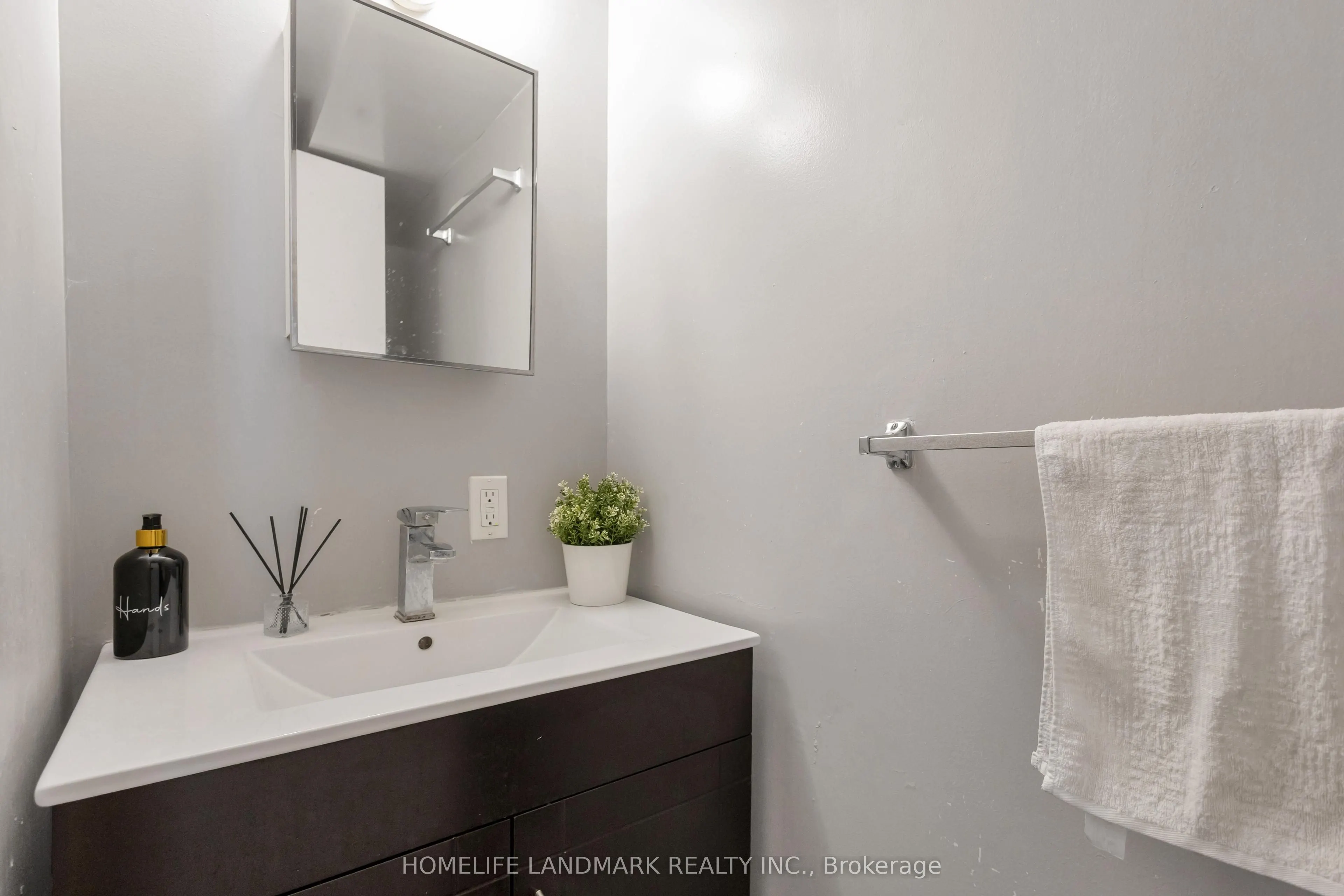 427 KEATS Way #2