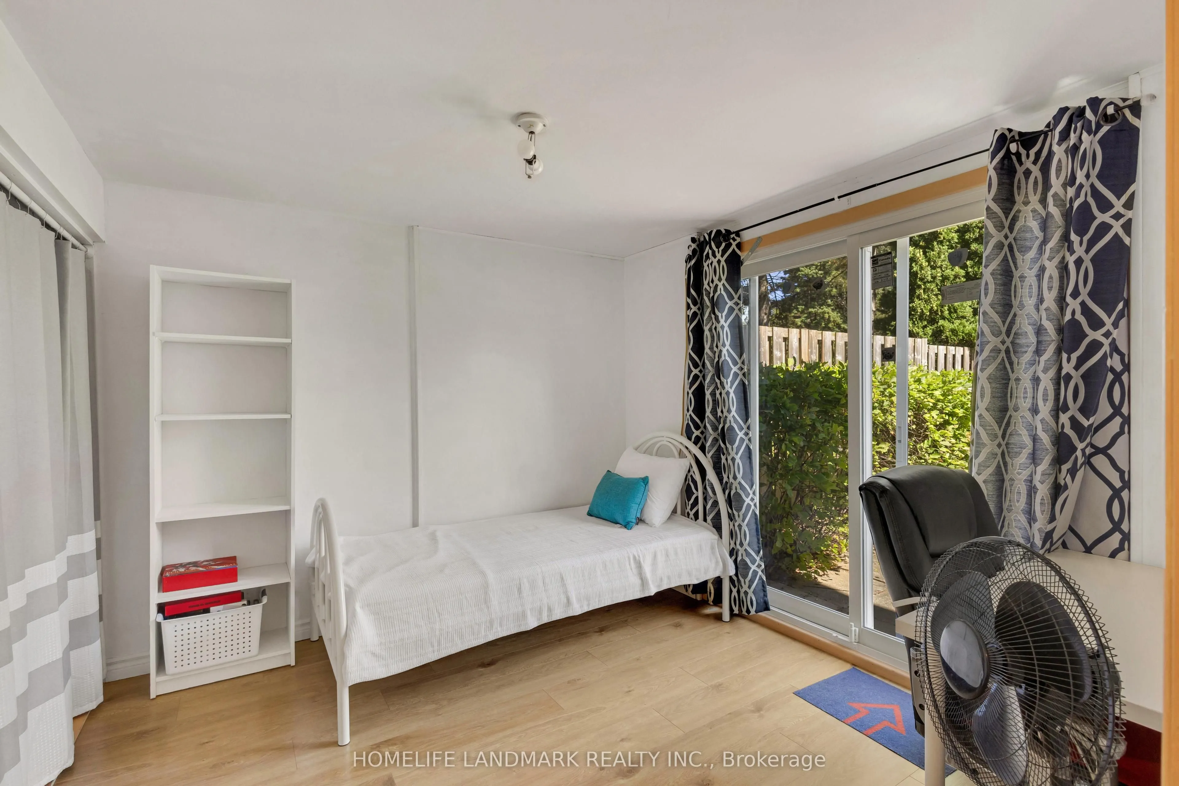 427 KEATS Way #2