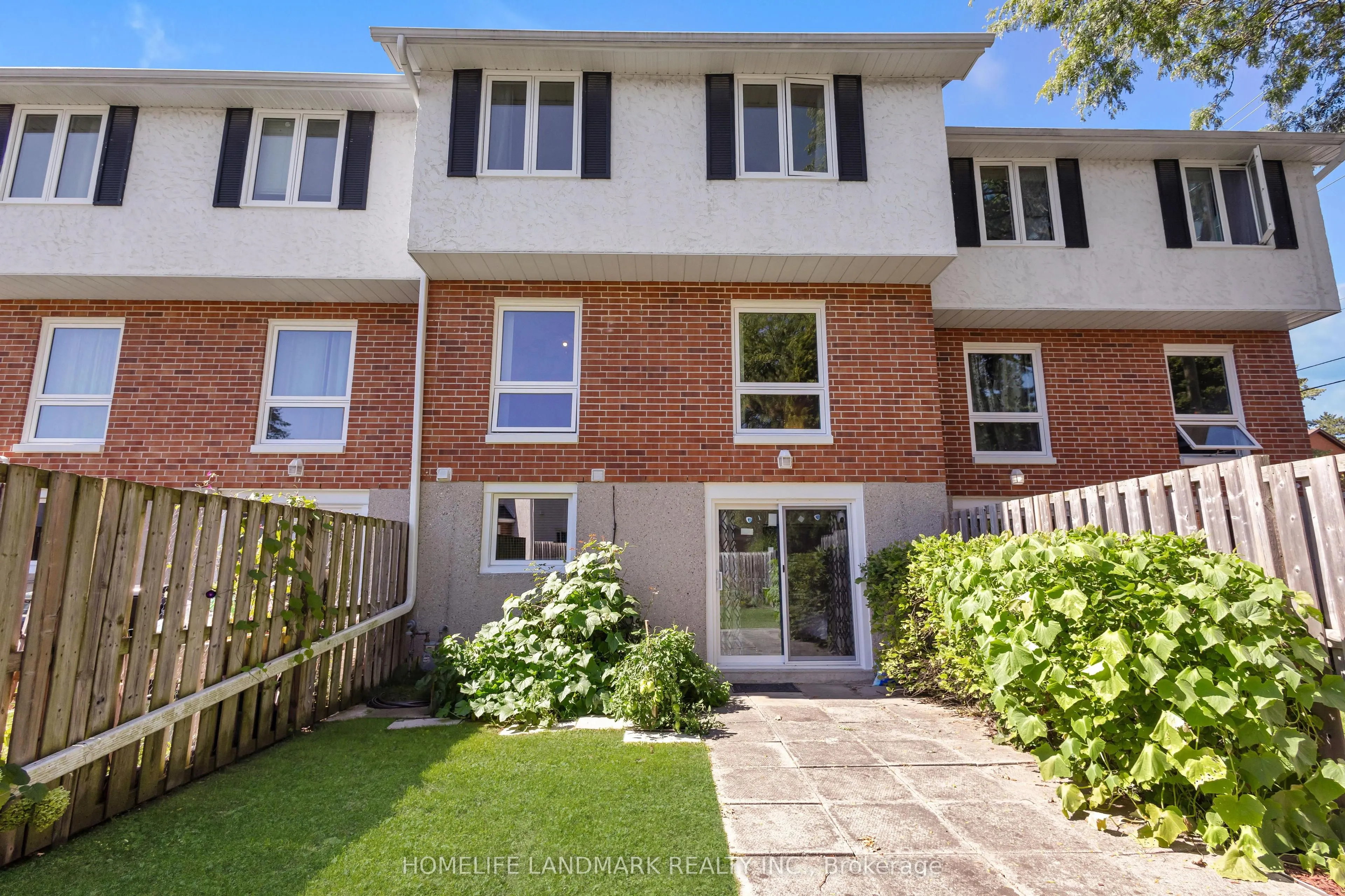 427 KEATS Way #2