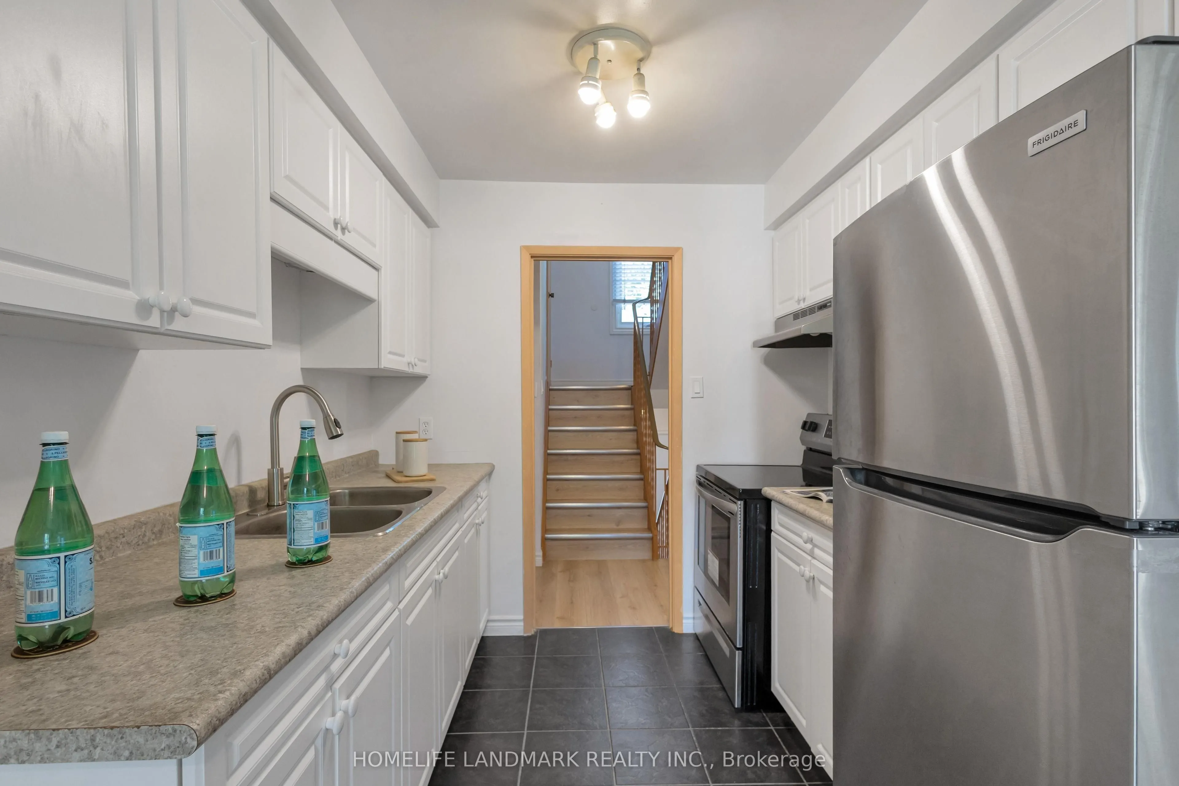 427 KEATS Way #2