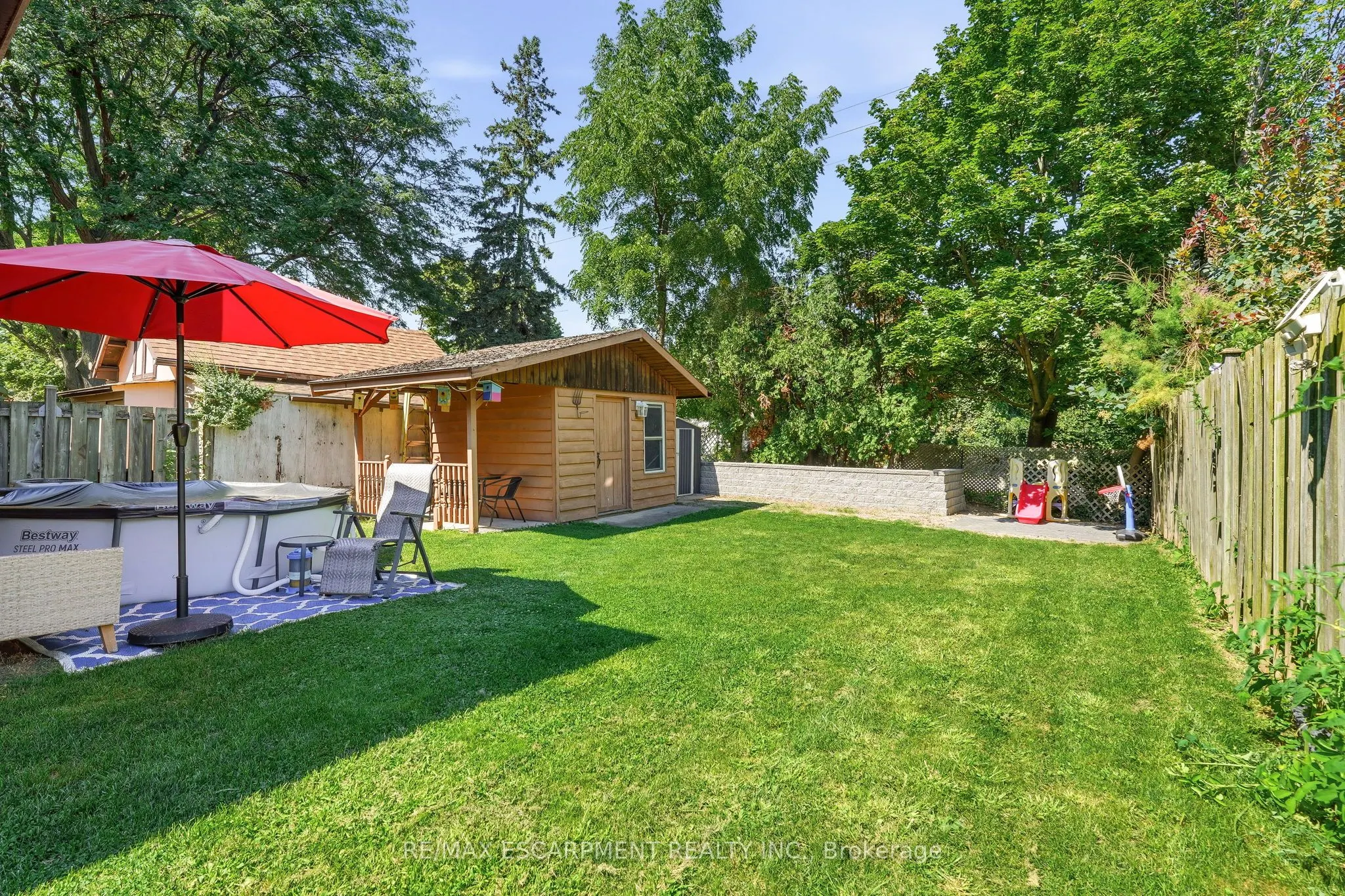 3 Glengrove Avenue