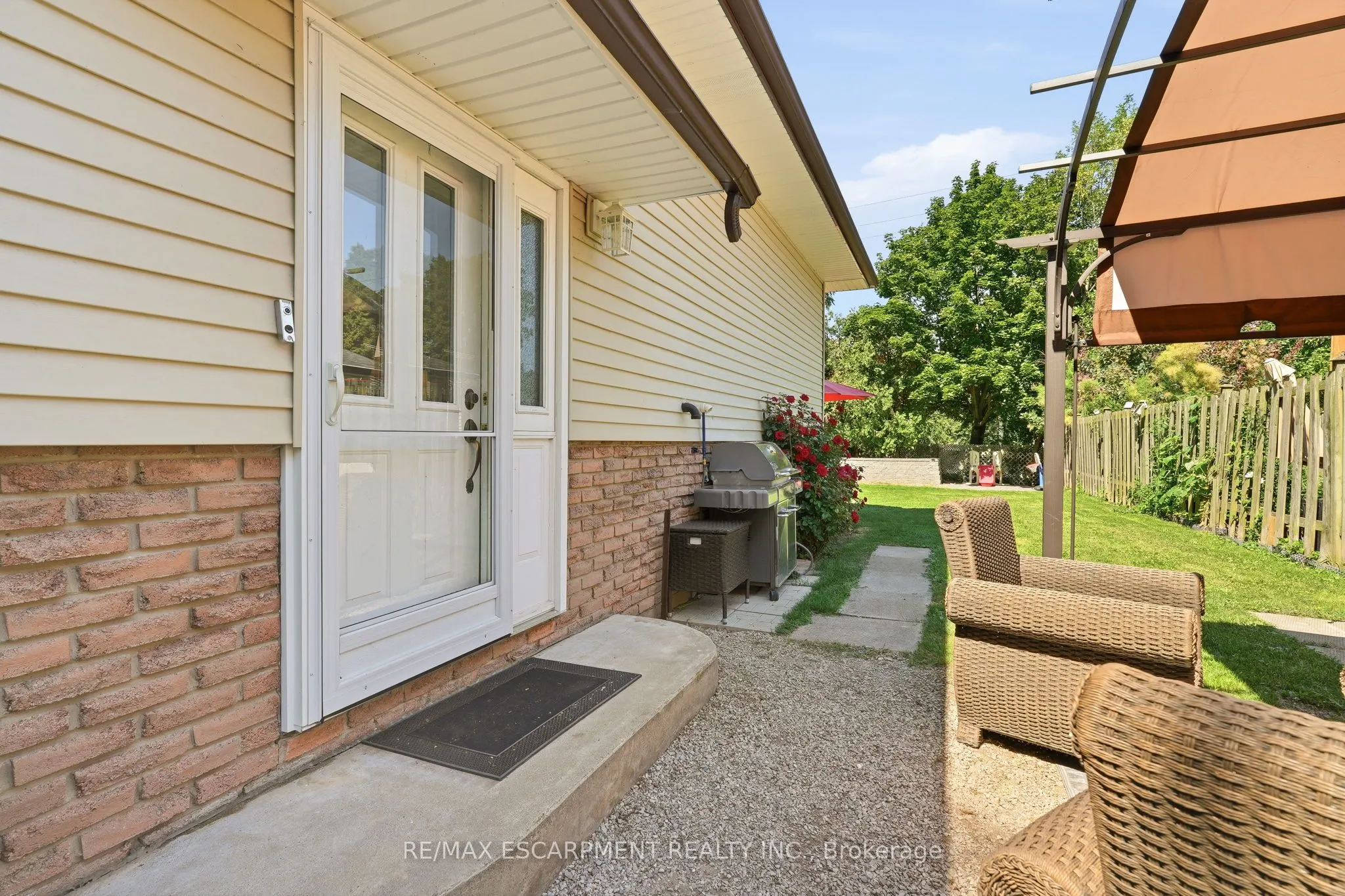 3 Glengrove Avenue