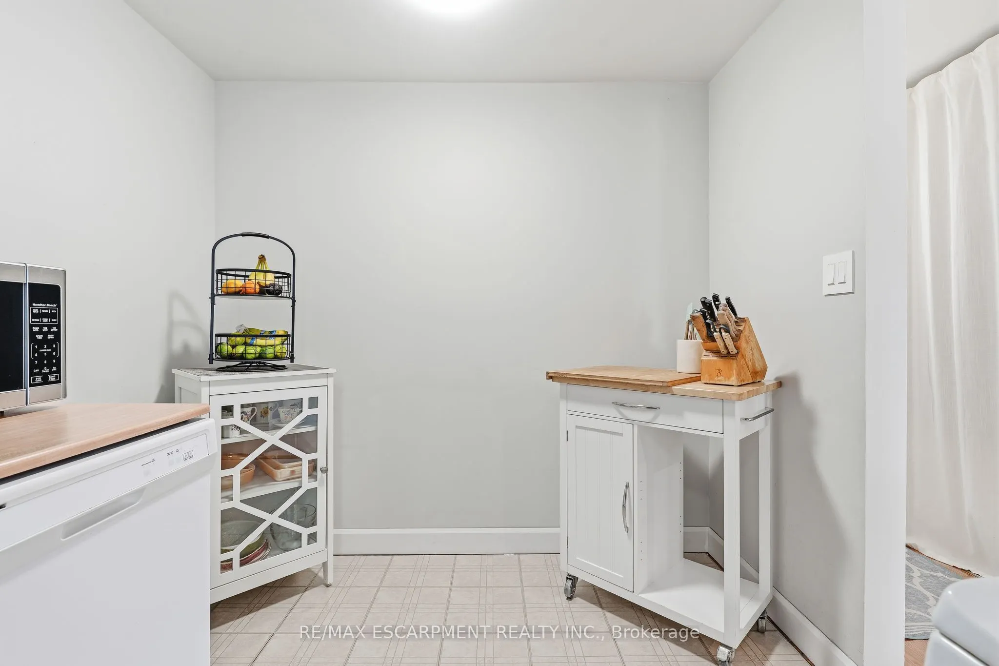 3 Glengrove Avenue
