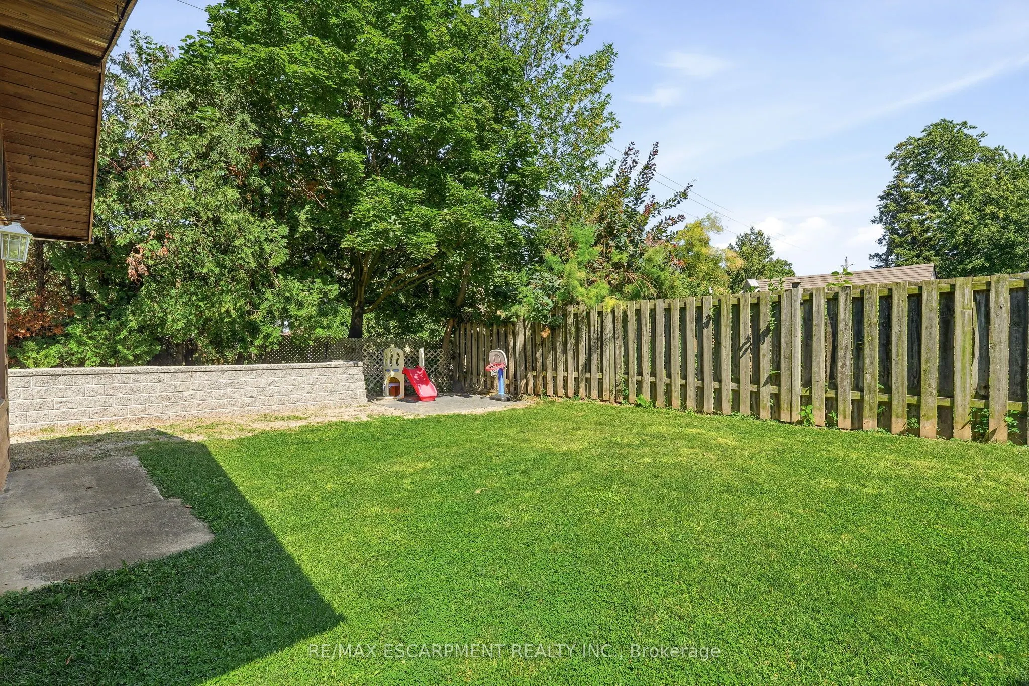3 Glengrove Avenue