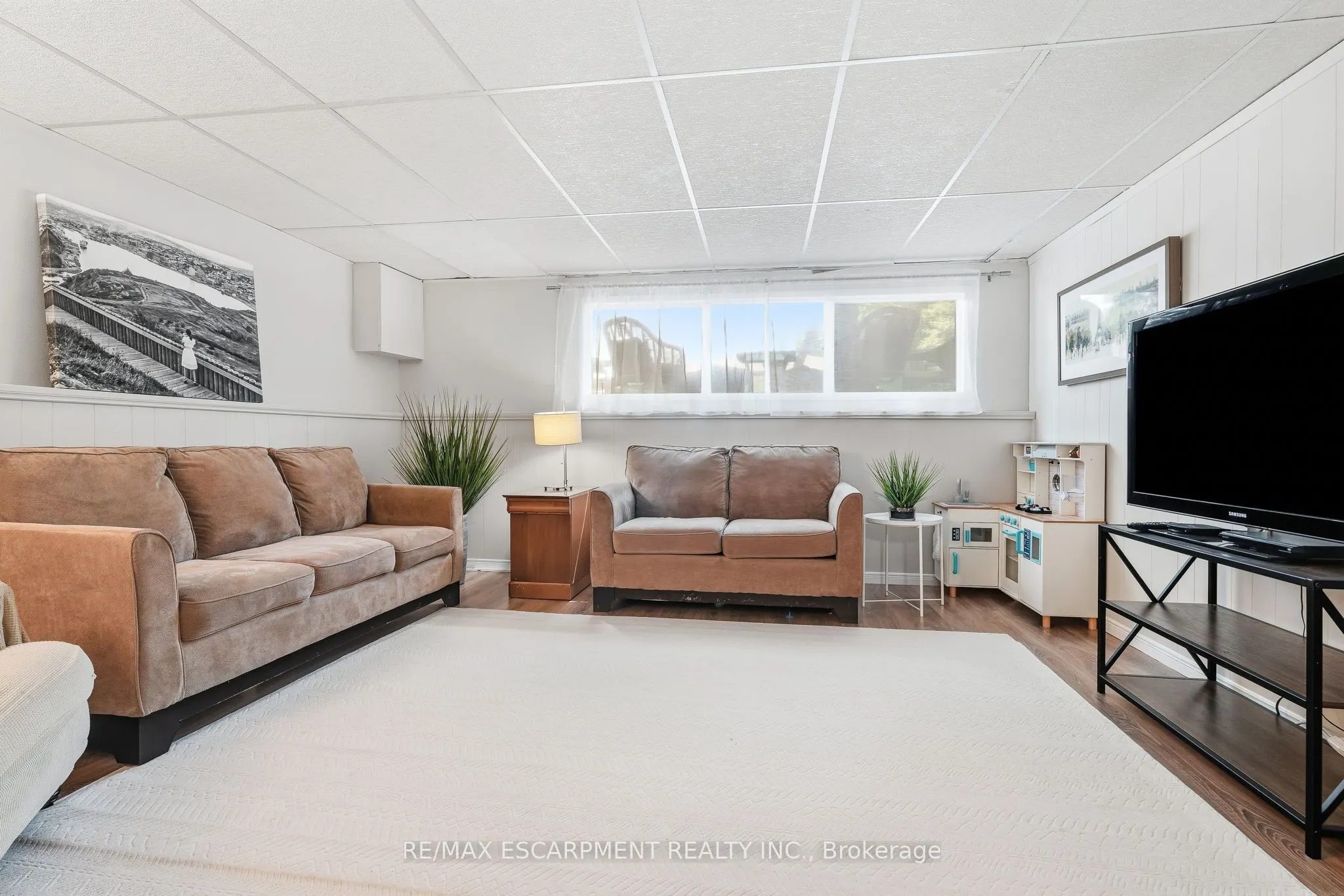 3 Glengrove Avenue