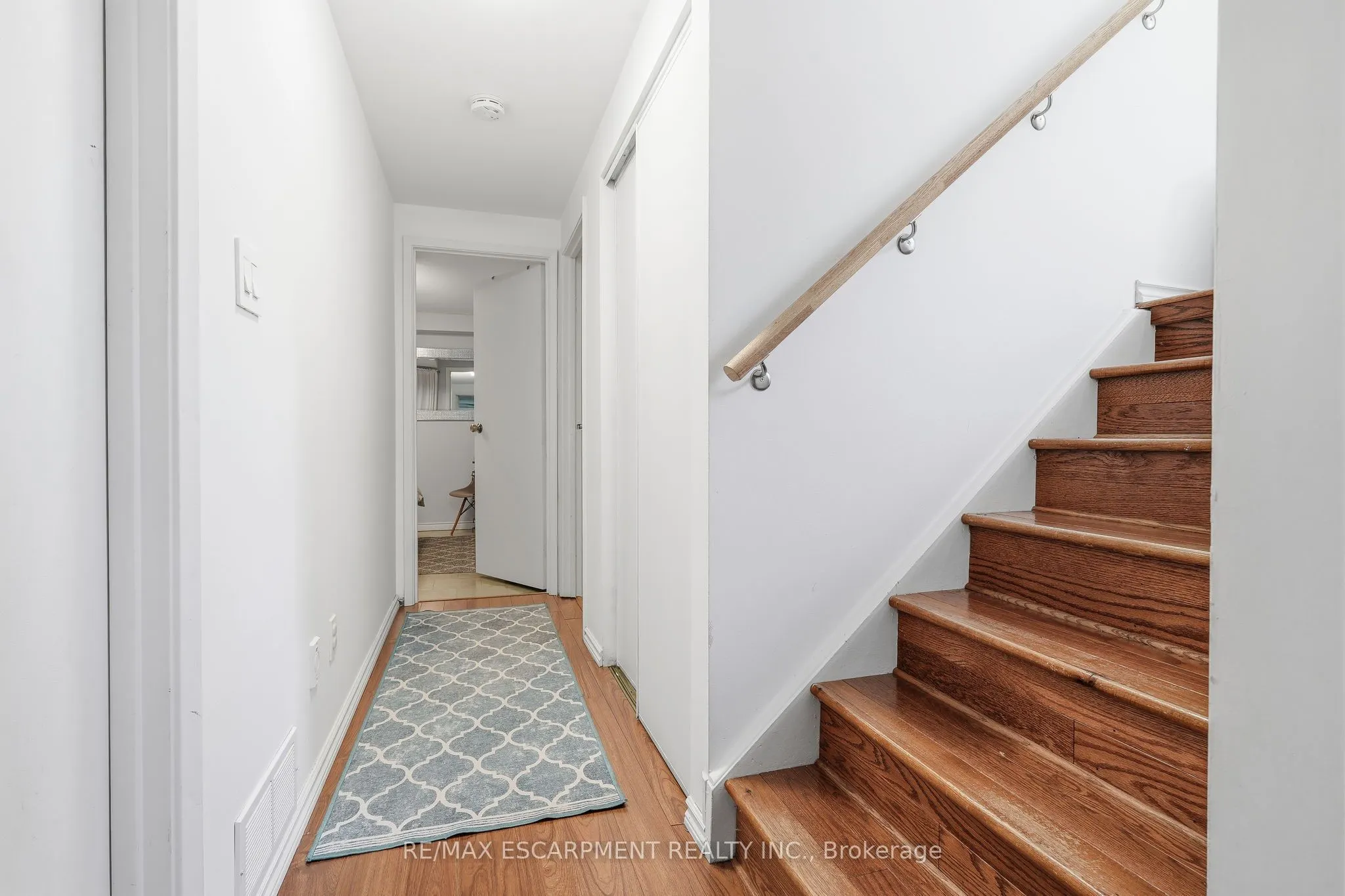 3 Glengrove Avenue