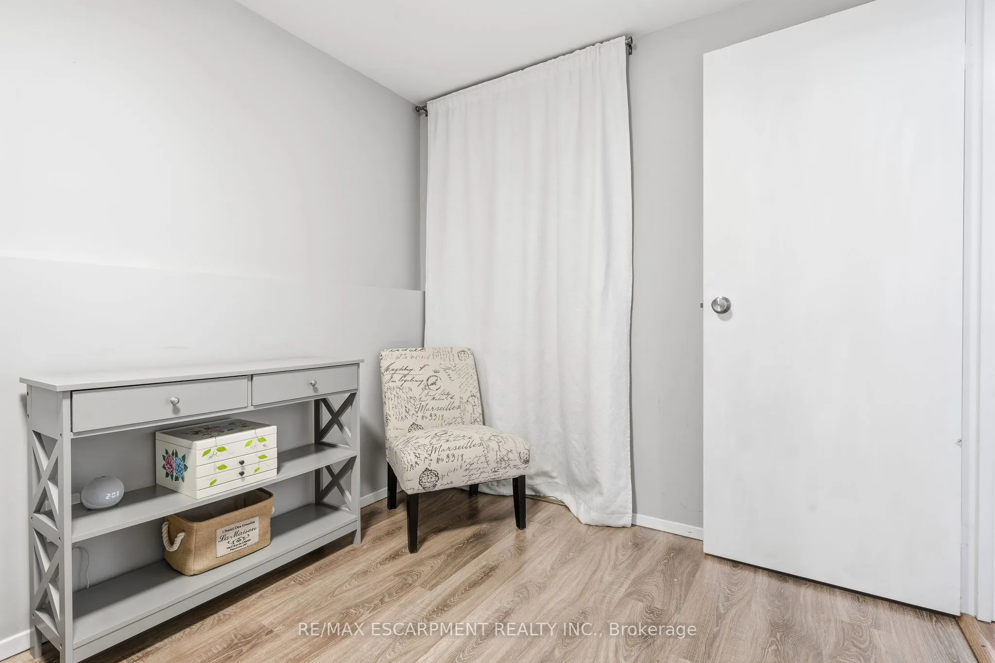 3 Glengrove Avenue