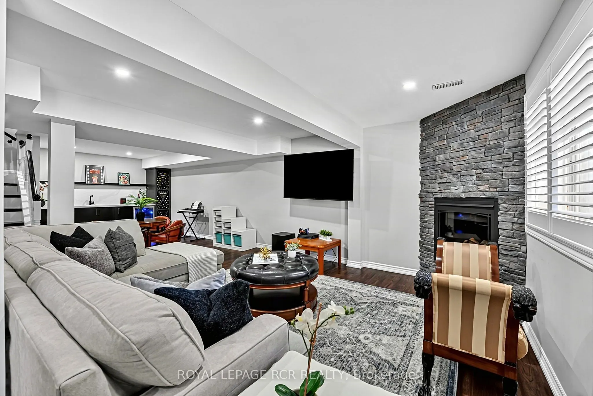2 Pine Ridge Road