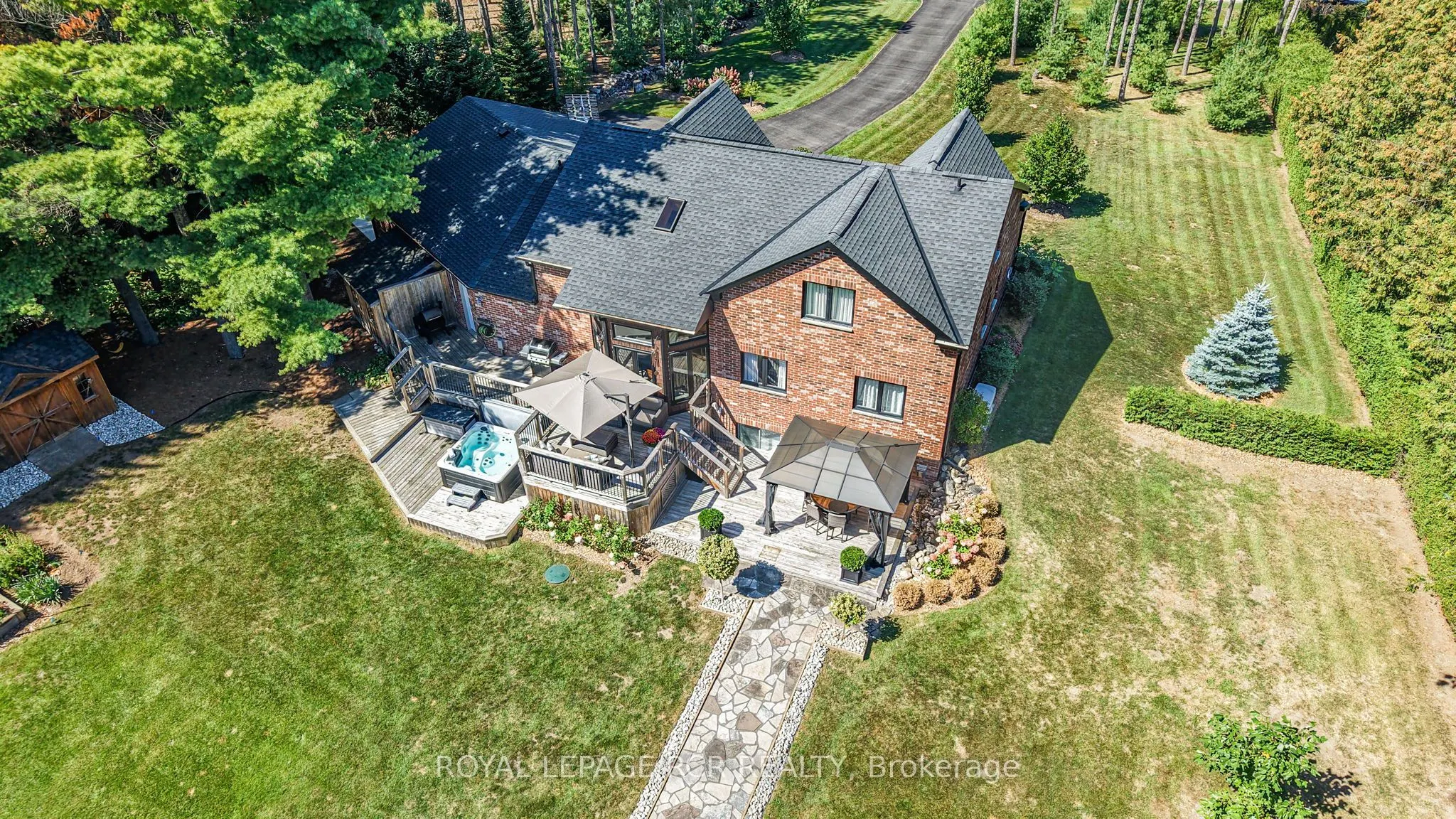 2 Pine Ridge Road