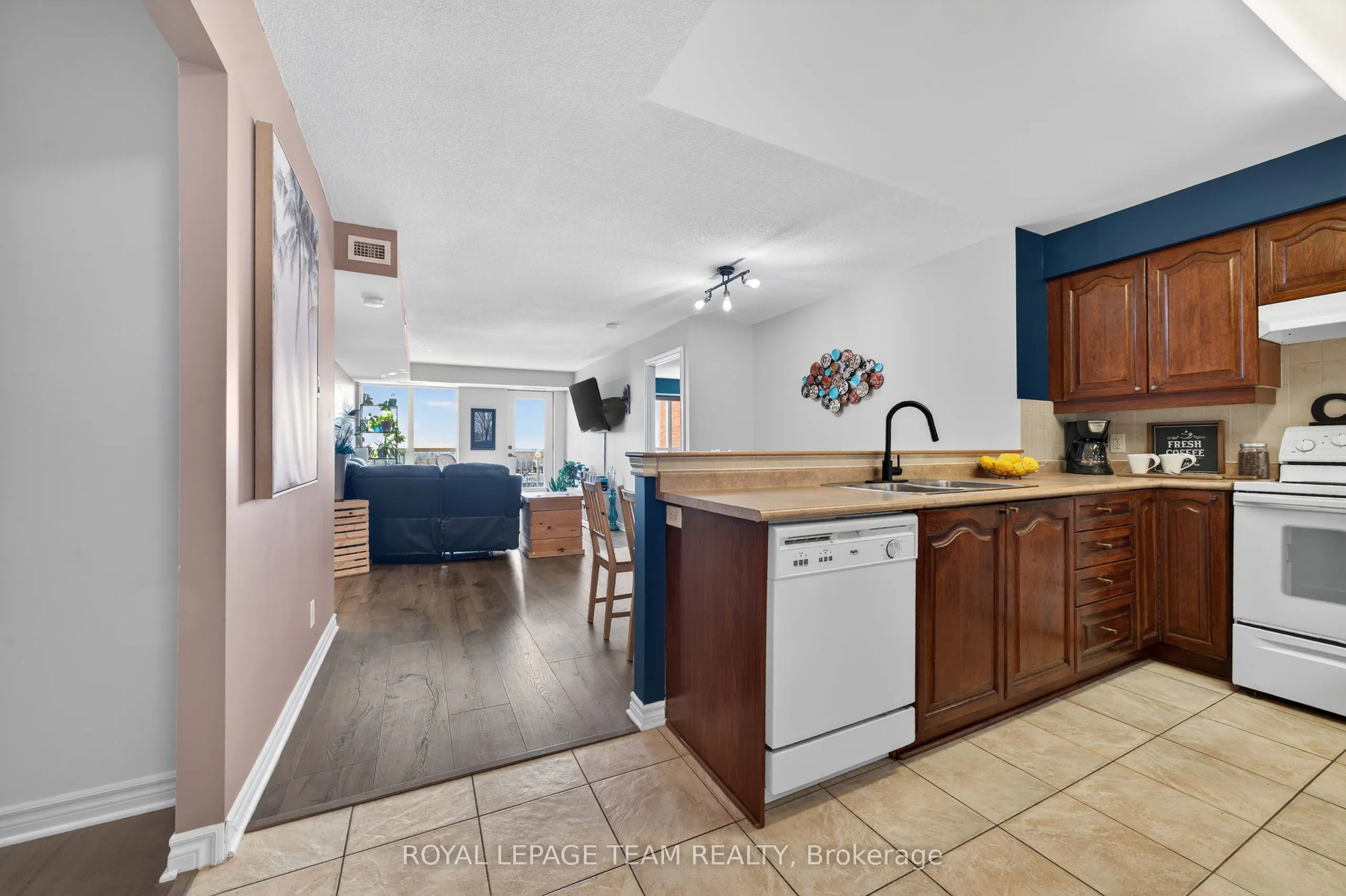 120 Grant Carman Drive #811