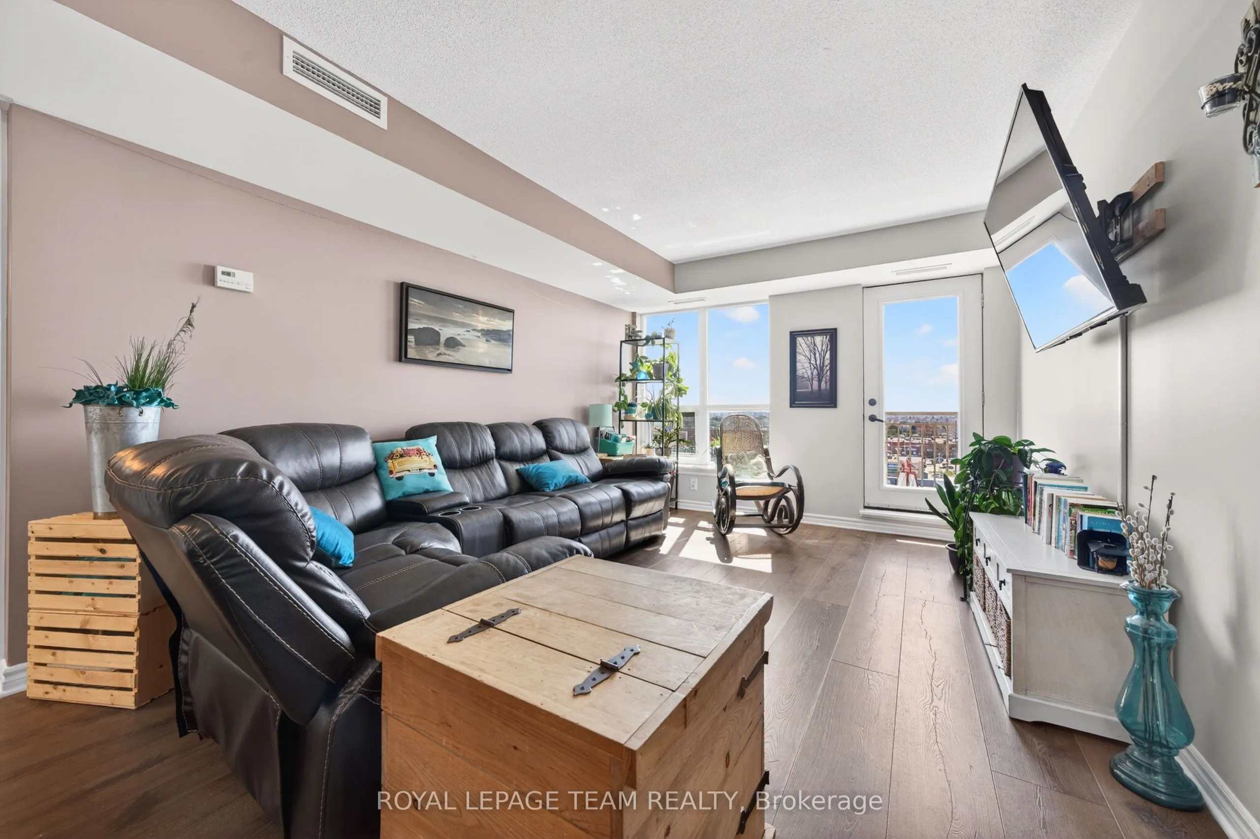 120 Grant Carman Drive #811