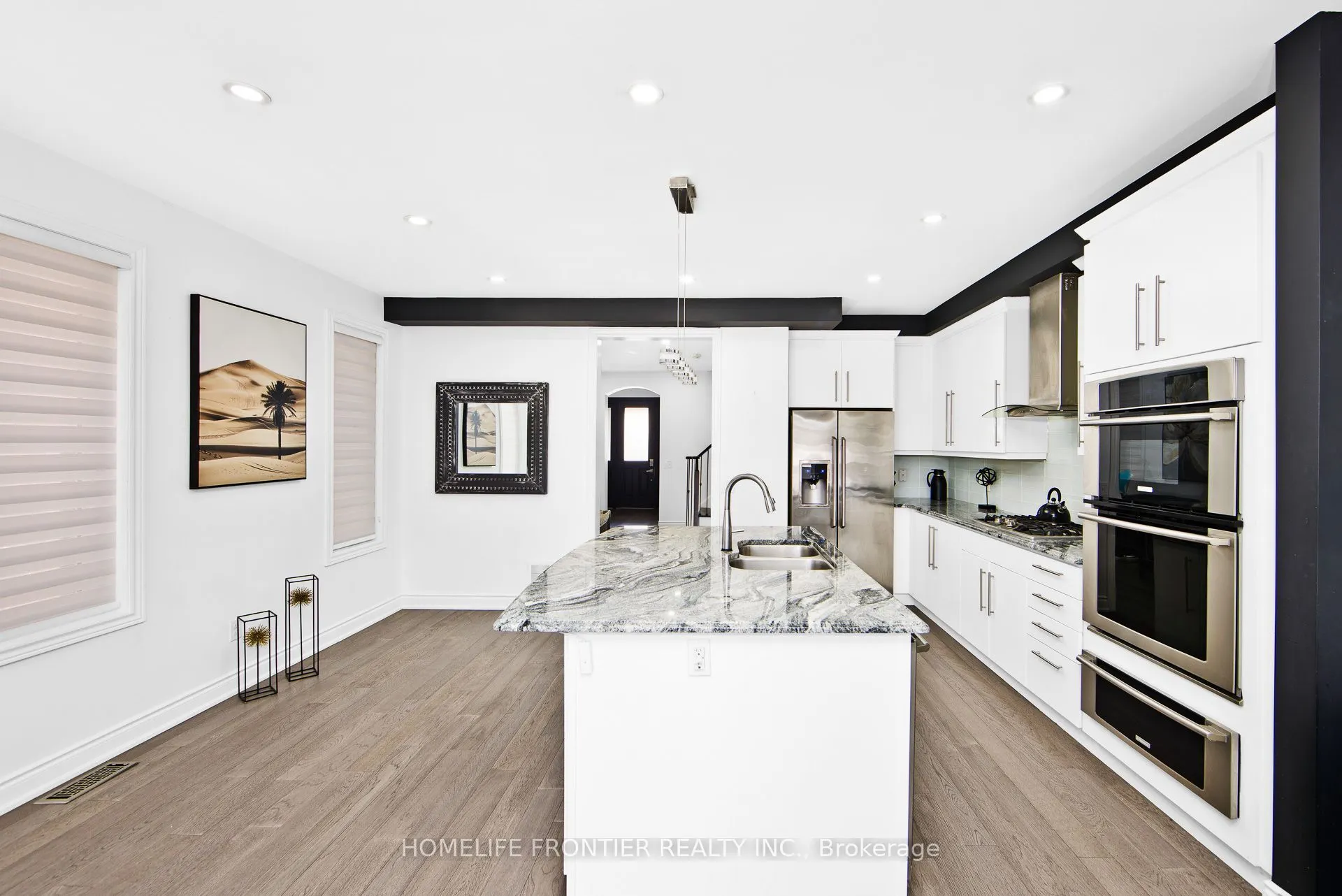 112 Narbonne Crescent