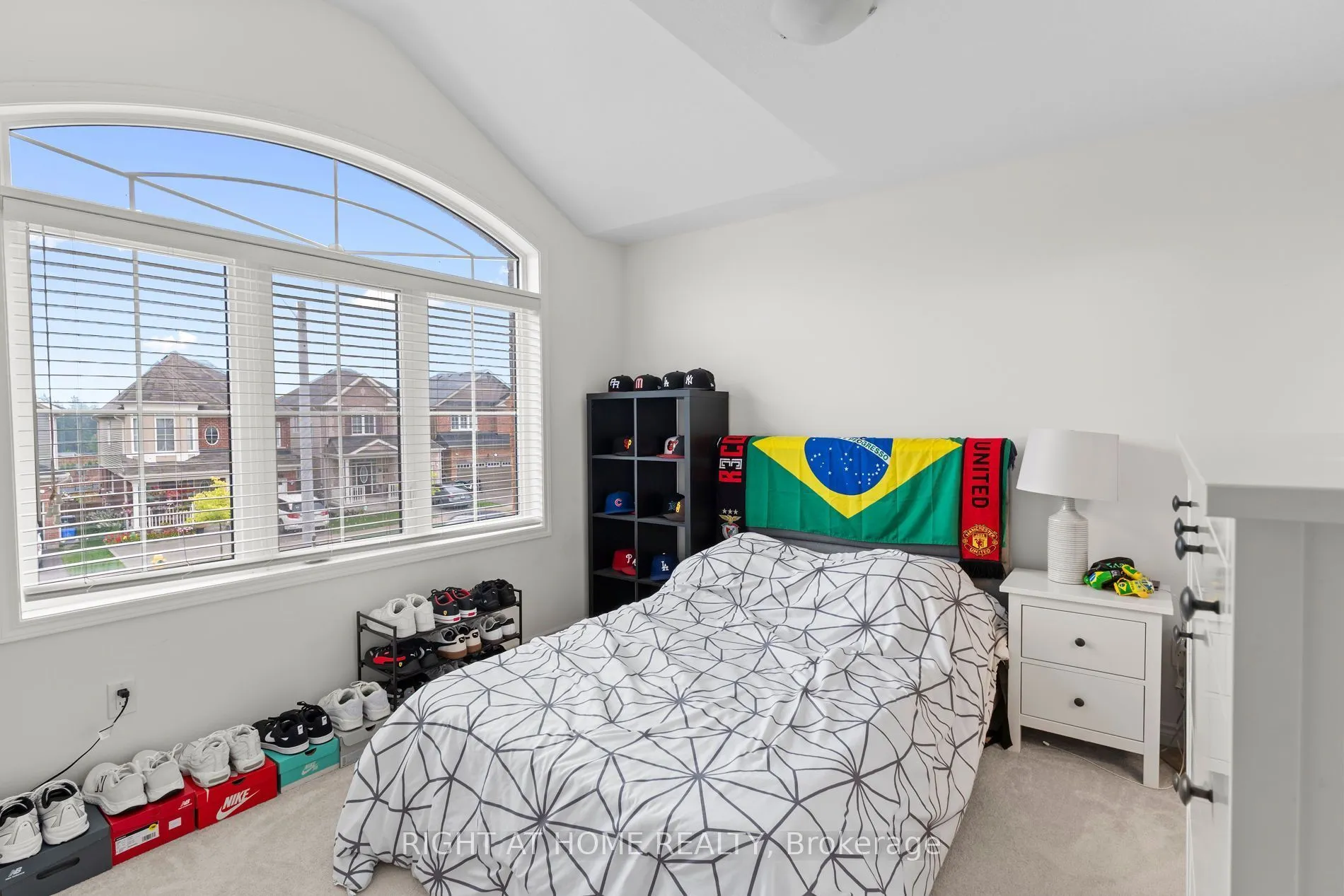 404 Equestrian Way
